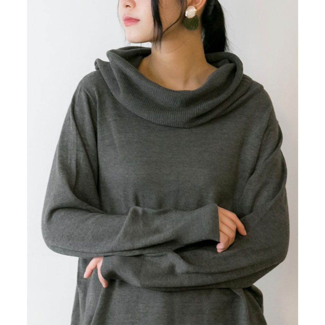 アットワン atONE オフタートルプルオーバー