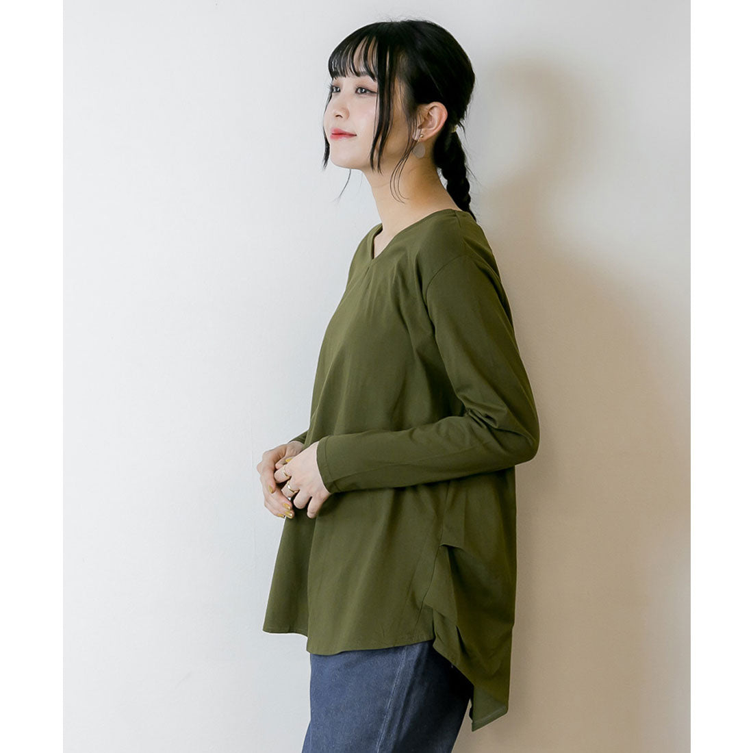 アットワン atONE 脇タックVネック長袖カットソー (KHAKI) カーキ