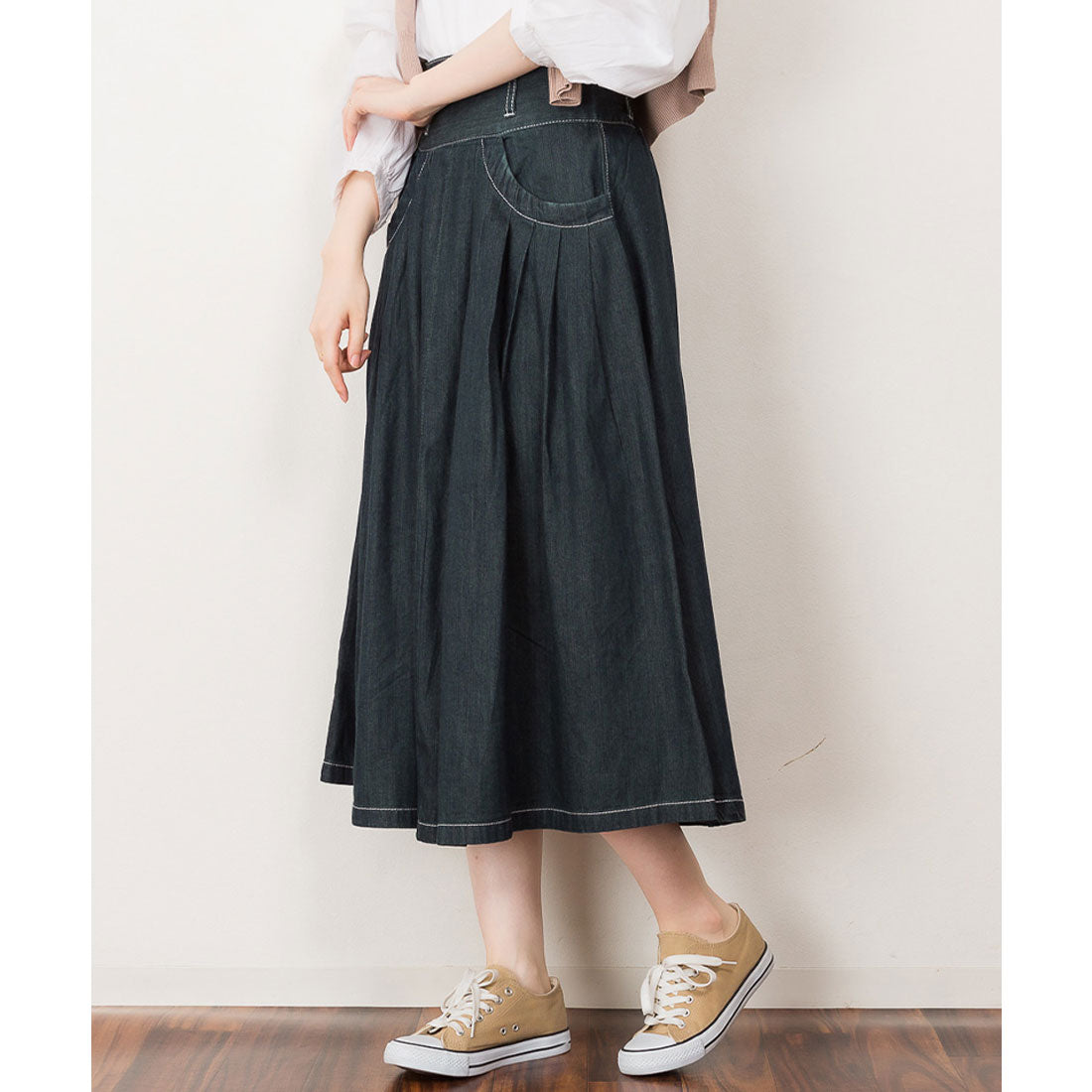 アットワン atONE タックフレアデニムスカート