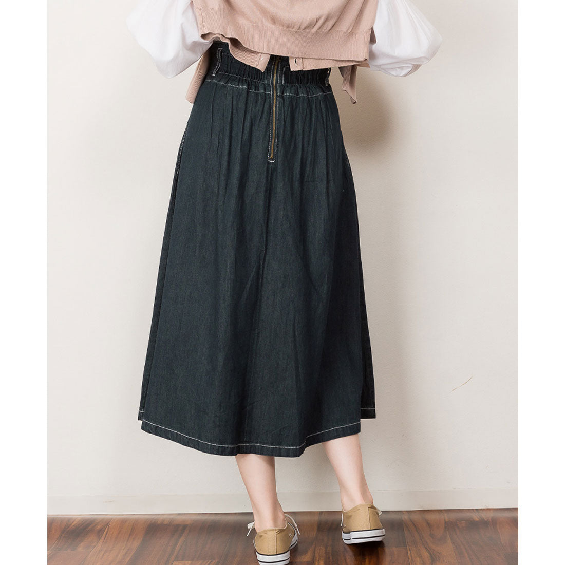 アットワン atONE タックフレアデニムスカート
