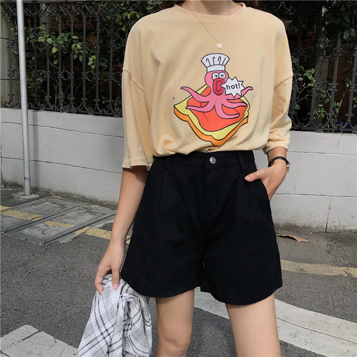 ベルシー Belle Cie ハイウエスト ショートパンツ レディース タック入り ツイル 韓国ファッション オルチャン キュロットパンツ ショーパン 短パン ゆったり ハイウェスト 春服 夏服 ショーツ ショート丈