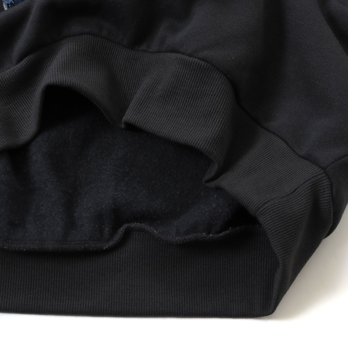 ベルシー Belle Cie スウェット トップス 裏起毛 トレーナー チョウ 蝶 バタフライ レディース 韓国ファッション アップリケ デニム ミディ丈 秋冬 カジュアル 白