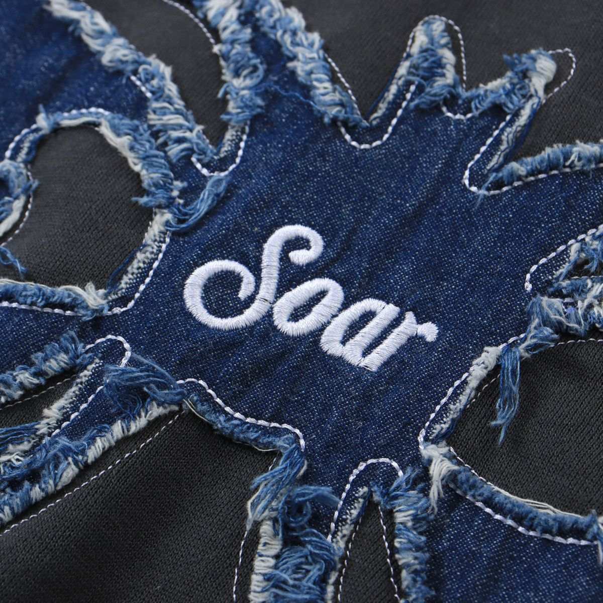 ベルシー Belle Cie スウェット トップス 裏起毛 トレーナー チョウ 蝶 バタフライ レディース 韓国ファッション アップリケ デニム ミディ丈 秋冬 カジュアル 白