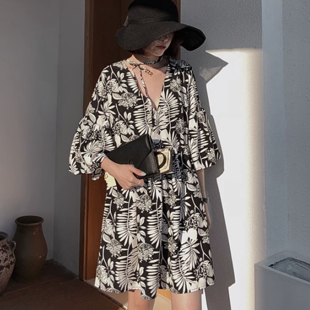 Belle Cie Blouse Tunic Dress Half Sleeve 5 Minutes Sleeve Spring Summer Botanical Women's Korean Fashion Flare Flower Monochrome Adult Allover Pattern Belle Cie Blouse Tunic Dress Half Sleeve 5 Minutes Sleeve Spring Summer Botanical Women's Korean Fashion Flare Flower Monochrome Adult Allover Pattern