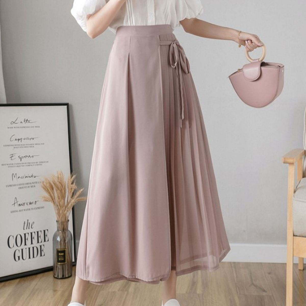 ベルシー Belle Cie シフォン ガウチョ プリーツ ワイドパンツ リラックス フリル カジュアル パステルカラー くすみカラー かわいい おしゃれ リボン フェミニン (ブルー) ブルー