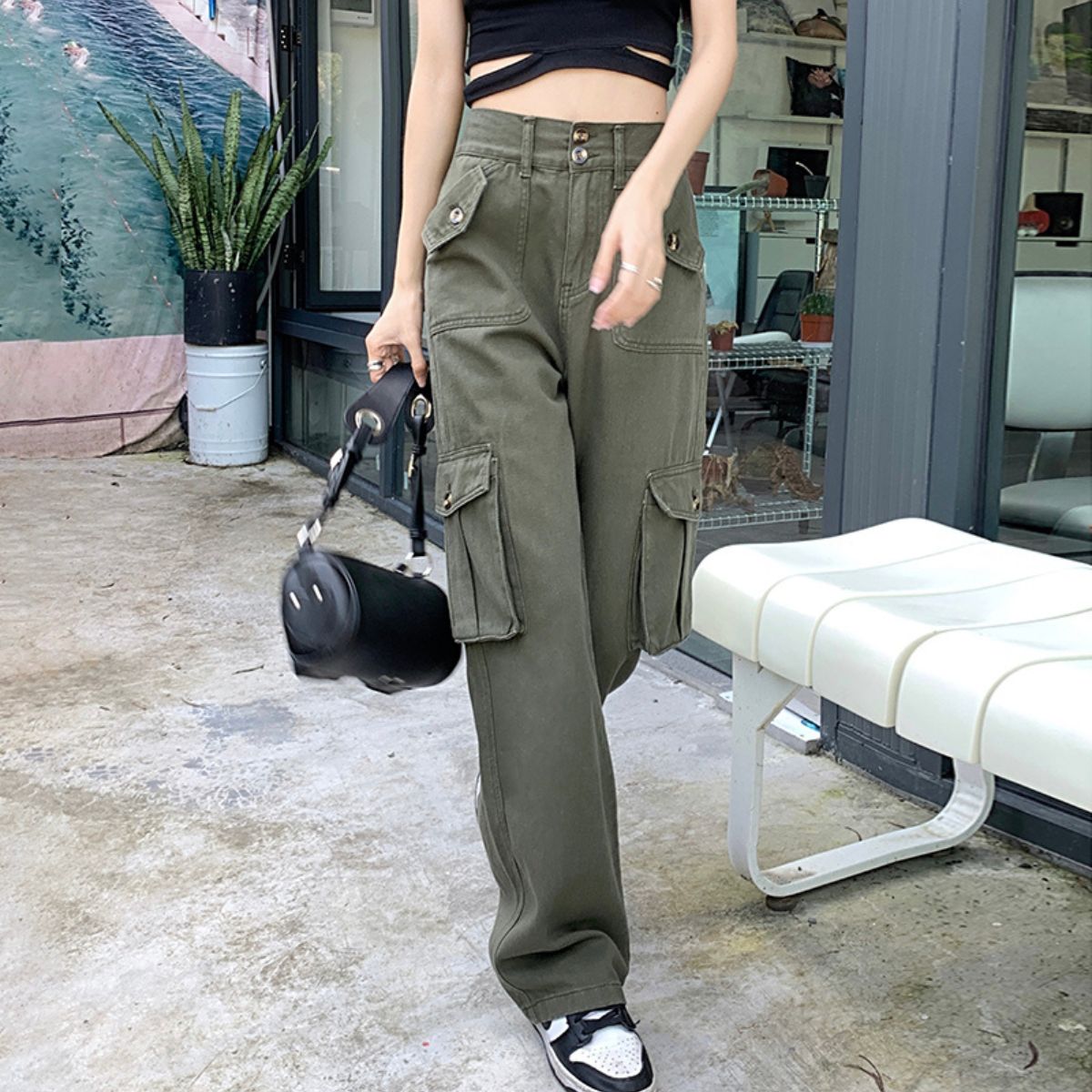 ベルシー Belle Cie カーゴパンツ ズボン ロングパンツ ボトム 韓国ファッション レディース ミリタリー カジュアル トレンド ワイドパンツ パンツ くすみカラー 黒