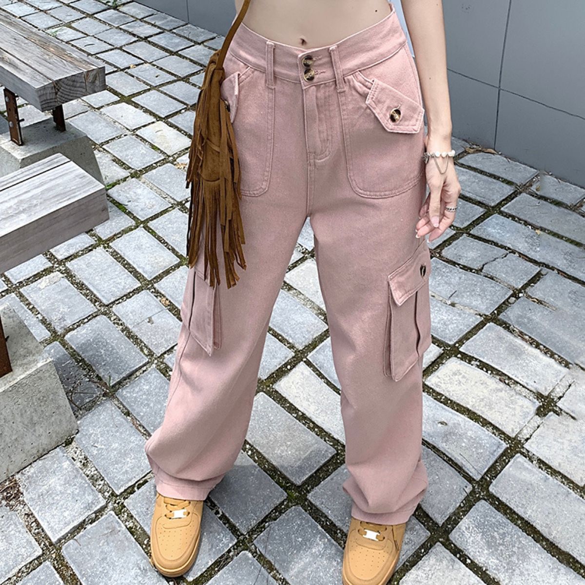 ベルシー Belle Cie カーゴパンツ ズボン ロングパンツ ボトム 韓国ファッション レディース ミリタリー カジュアル トレンド ワイドパンツ パンツ くすみカラー 黒