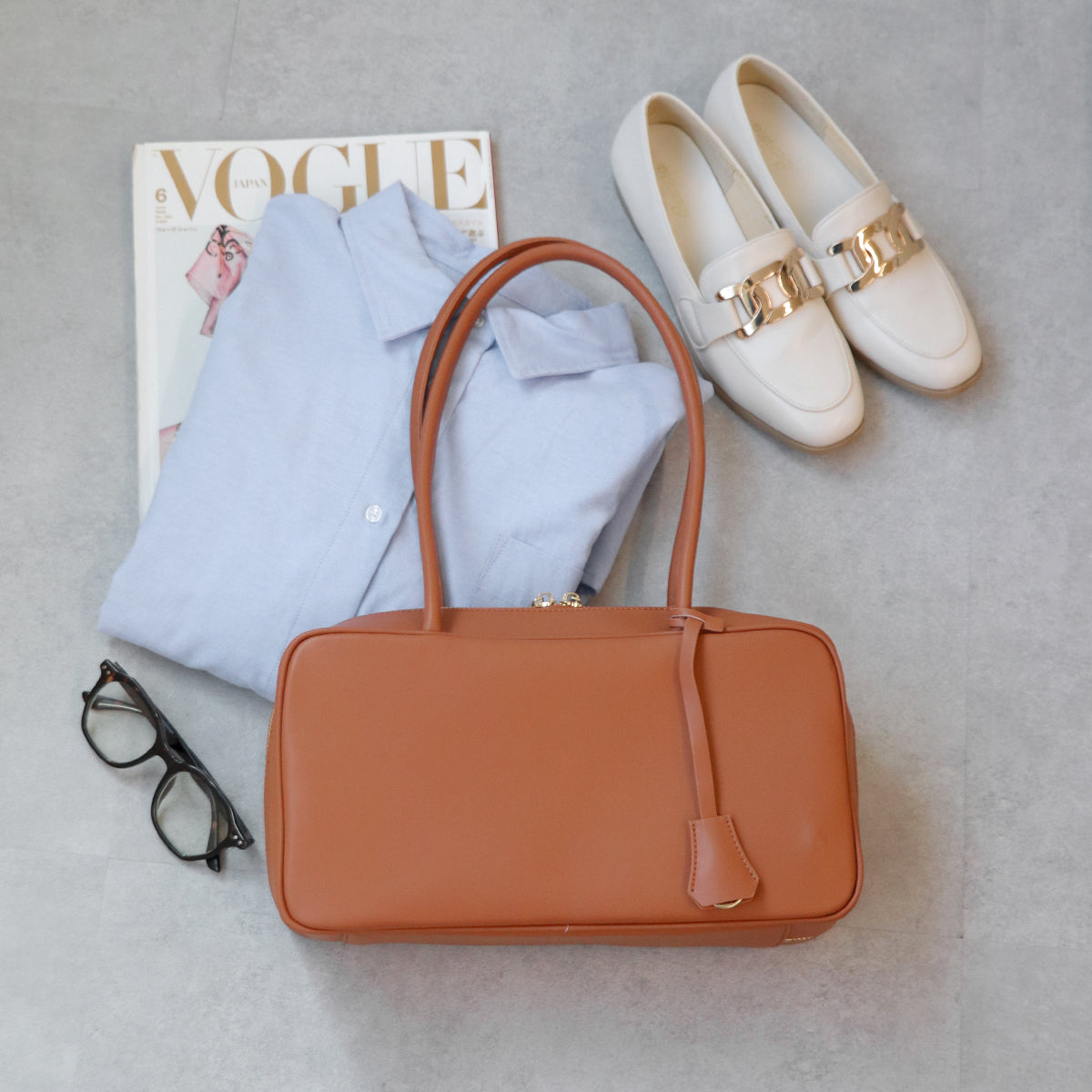 ベース BASE 【500mlペットボトル収納可】ロングハンドル スクエア ショルダーバッグ (キャメル) キャメル