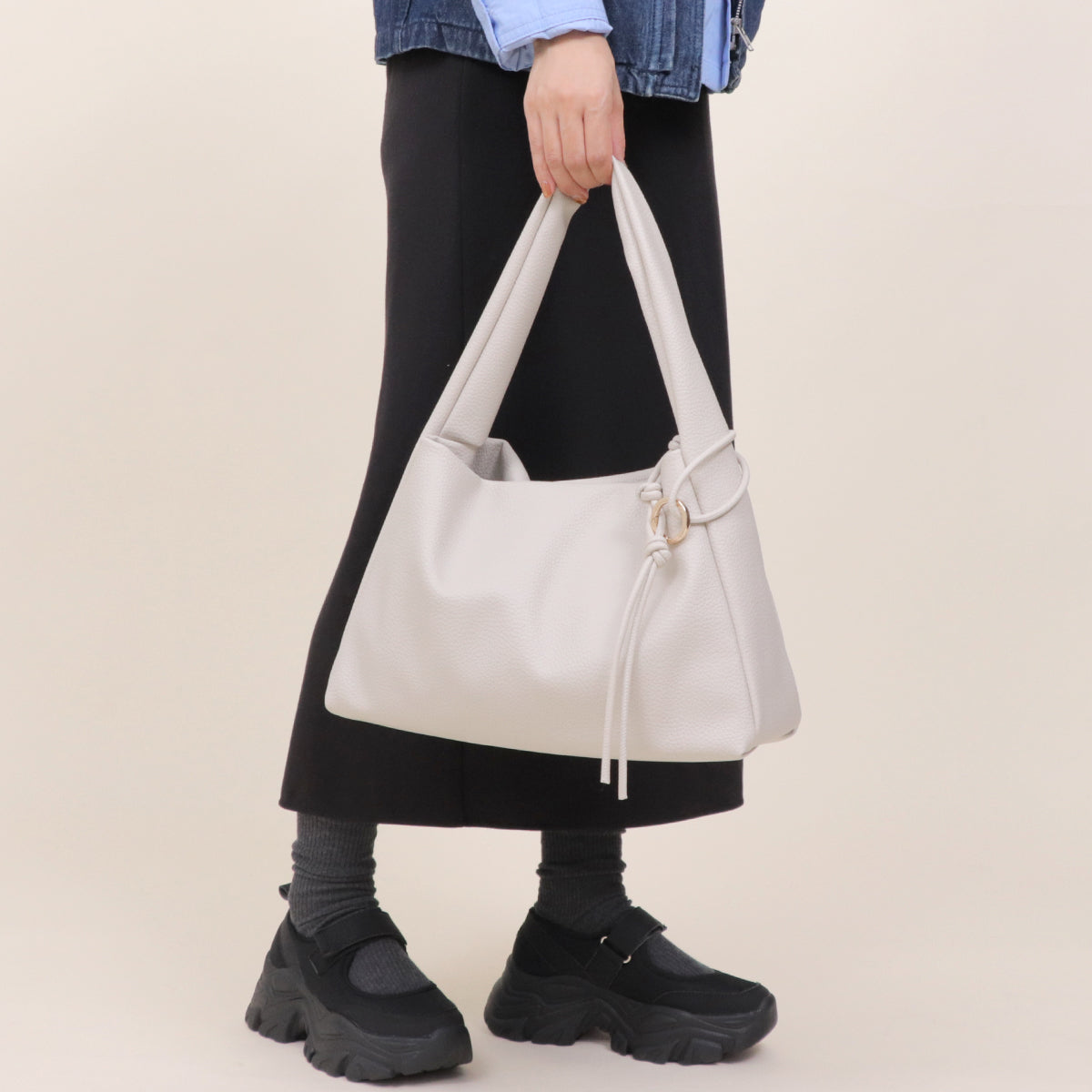 ベース BASE 【LA MARGE】【500mlボトル収納可】フェイクレザー ワンショルダー トートバッグ (オフホワイト) オフホワイト