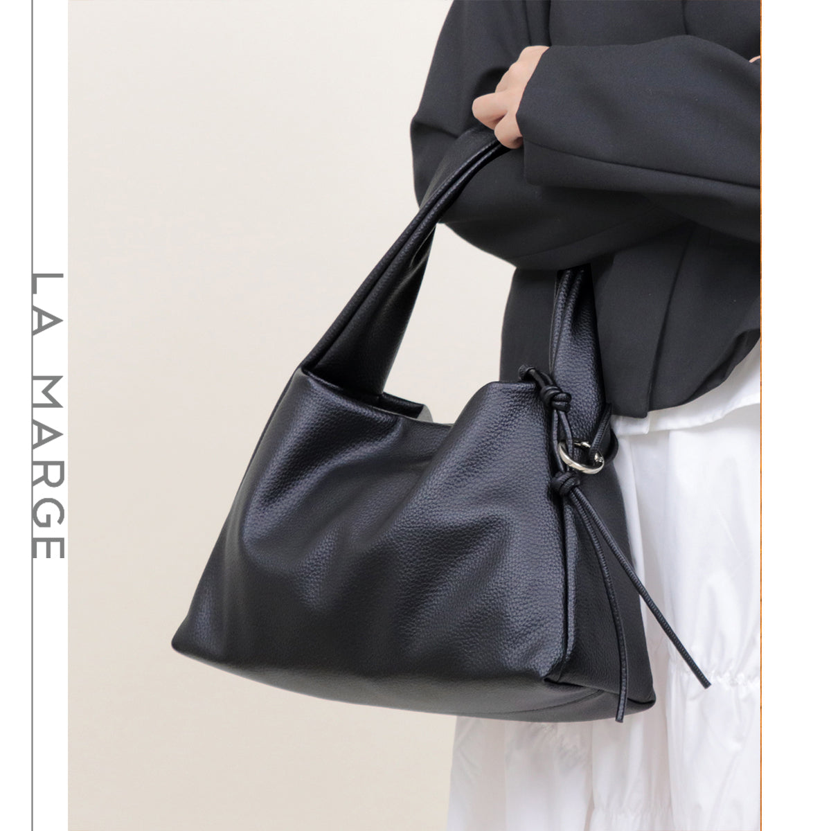 ベース BASE 【LA MARGE】【500mlボトル収納可】フェイクレザー ワンショルダー トートバッグ (ブラック) ブラック