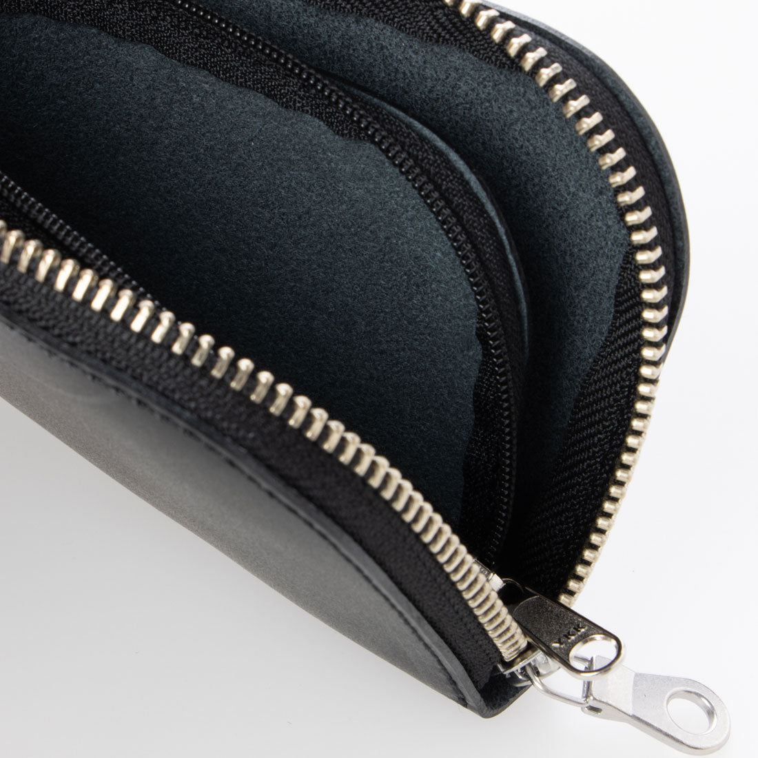 BASE Japanese-made cowhide wallet with card holder