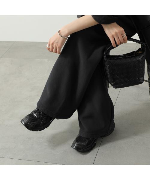 バレンシアガ BALENCIAGA 【サイズ限定特価】BALENCIAGA スニーカー Runner 677402 W3RB1 (1000/BLACK/ブラック) 1000/BLACK/ブラック