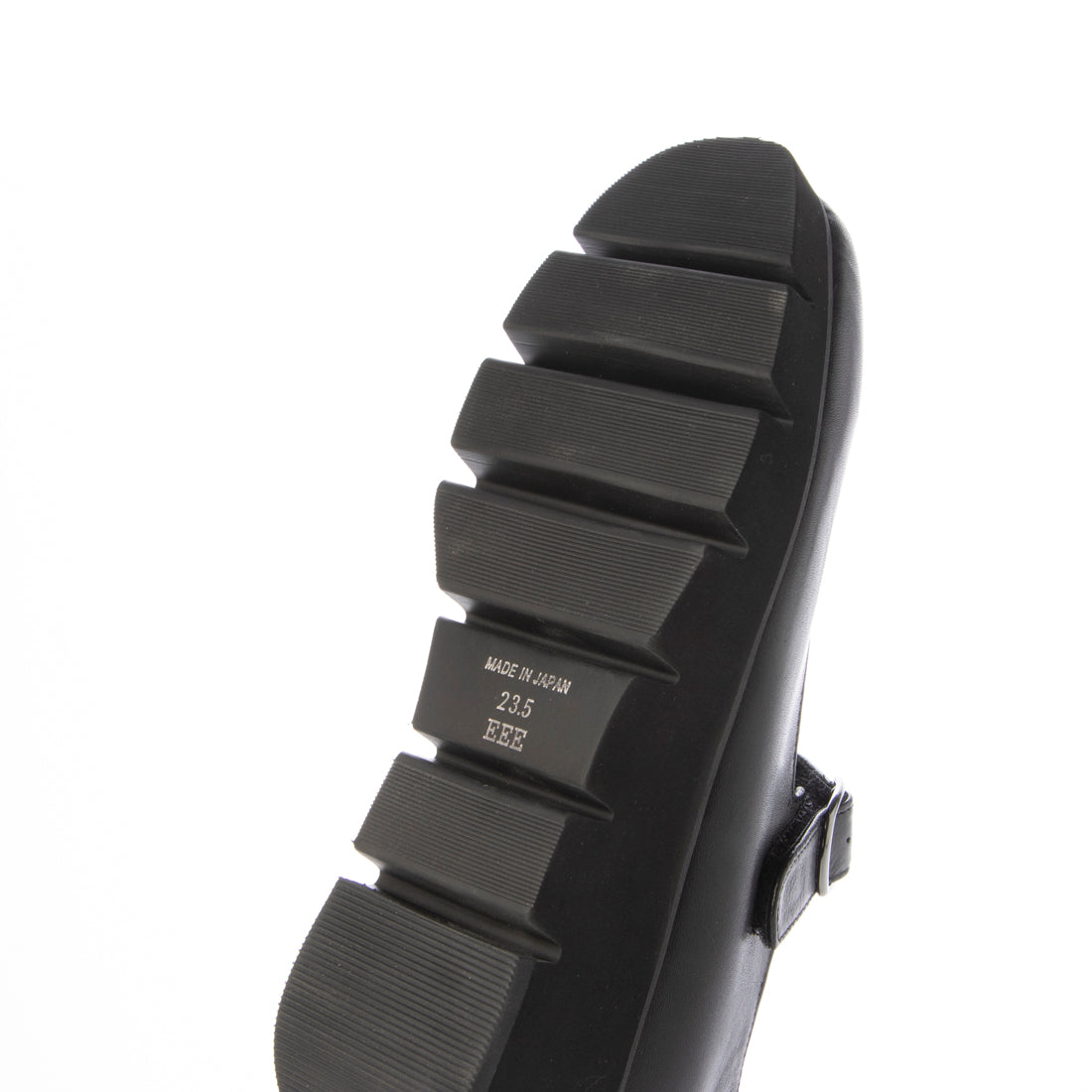 ビューフォート BeauFort スクエアトゥ厚底バックル付きストラップシューズ (ブラック) ブラック