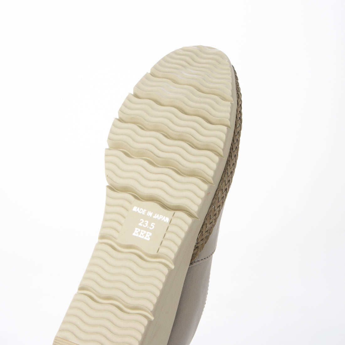 ビューフォート BeauFort メッシュアクセントスリッポンシューズ (メタリックベージュコンビエナメル) メタリックベージュコンビエナメル