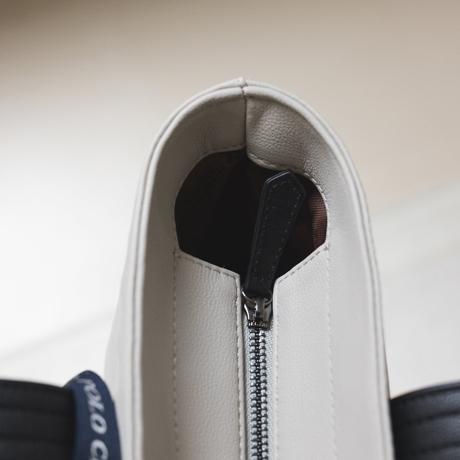 ビバリーヒルズポロクラブ BEVERLY HILLS POLO CLUB トートバッグ レディース A4対応 大きめ PU 合皮 通勤 肩掛け 自立 刺繍ロゴ 大人可愛い 軽量 上品 シンプル BHPC ブランド PUトートバッグL PN17587702BB (グレージュ) グレージュ