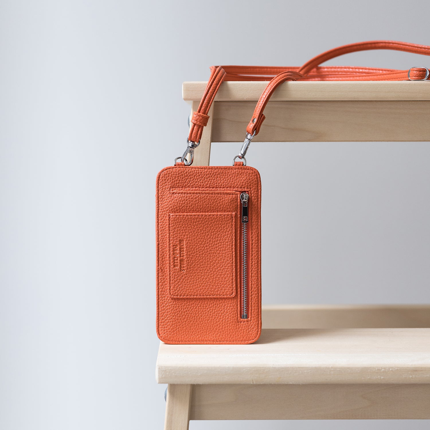 ビバリーヒルズポロクラブ BEVERLY HILLS POLO CLUB スマホポーチ ショルダー ミニバッグ 小さめ 軽量 カード収納 小銭入れ 刺繍ロゴ BHPC BEVERLY HILLS POLO CLUB PN27098006BB (クロムオレンジ) クロムオレンジ