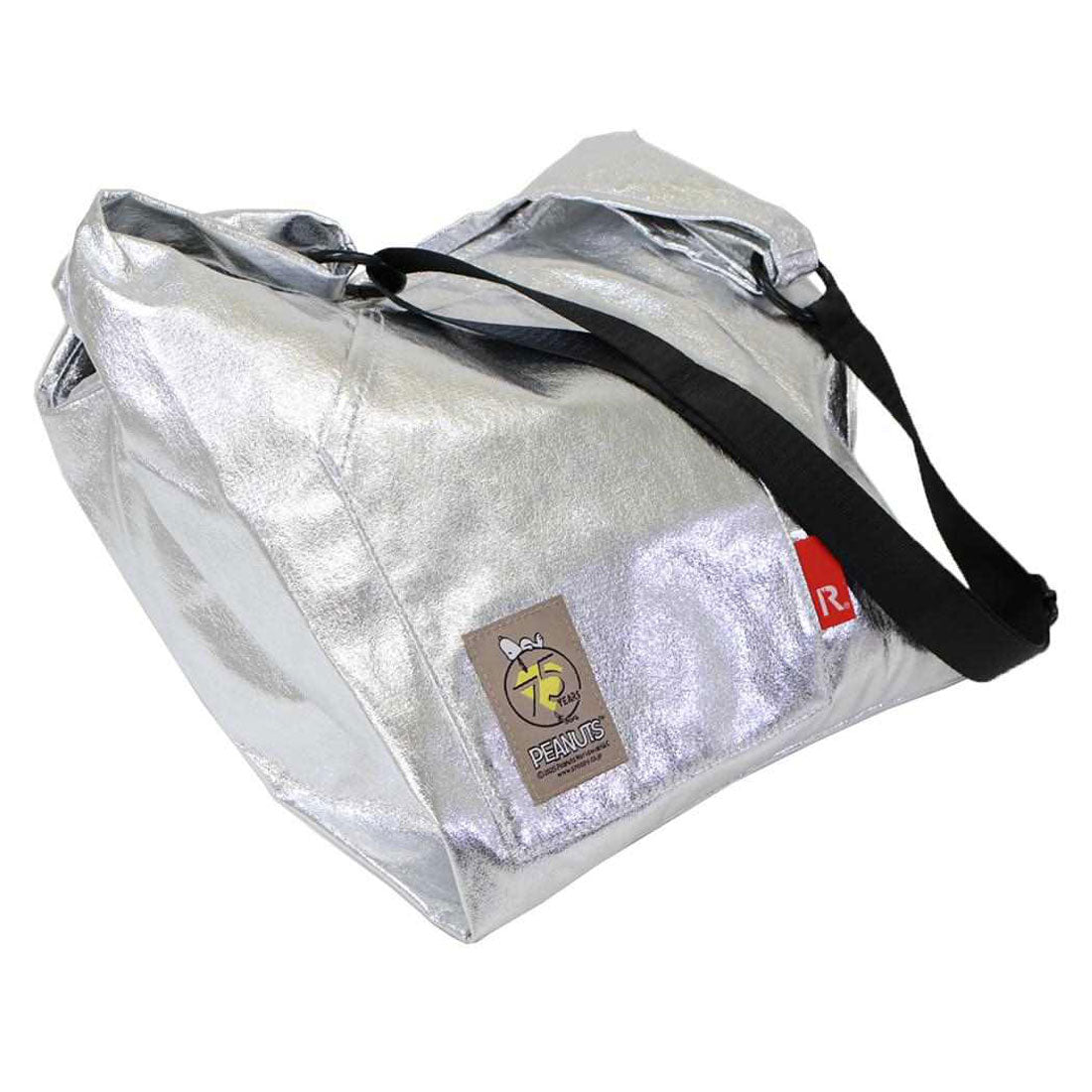 シネマコレクション cinemacollection スヌーピー ショルダーバッグ IP.RS.メタリック.Peanuts-0Q メタリック調生地ショッパー型ショルダー Silver ピーナッツ ルートート 手提げかばん 斜め掛け 肩掛けカバン シルバー