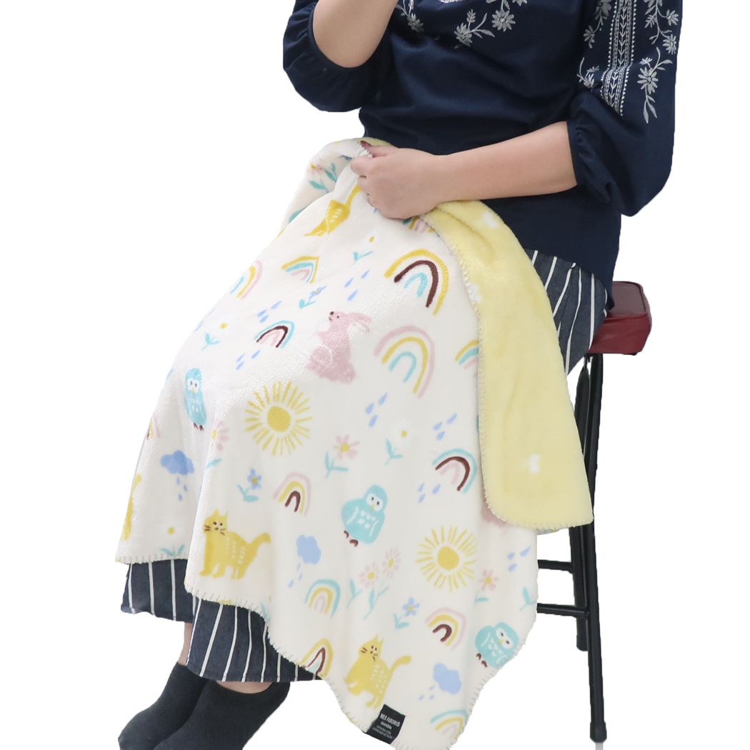 シネマコレクション cinemacollection レインボウカンパニー 毛布 リバーシブルブランケット アイボリー ウォーマー雑貨 フレンズヒル ひざ掛け 寒さ対策 グッズ (メーカー指定色) メーカー指定色