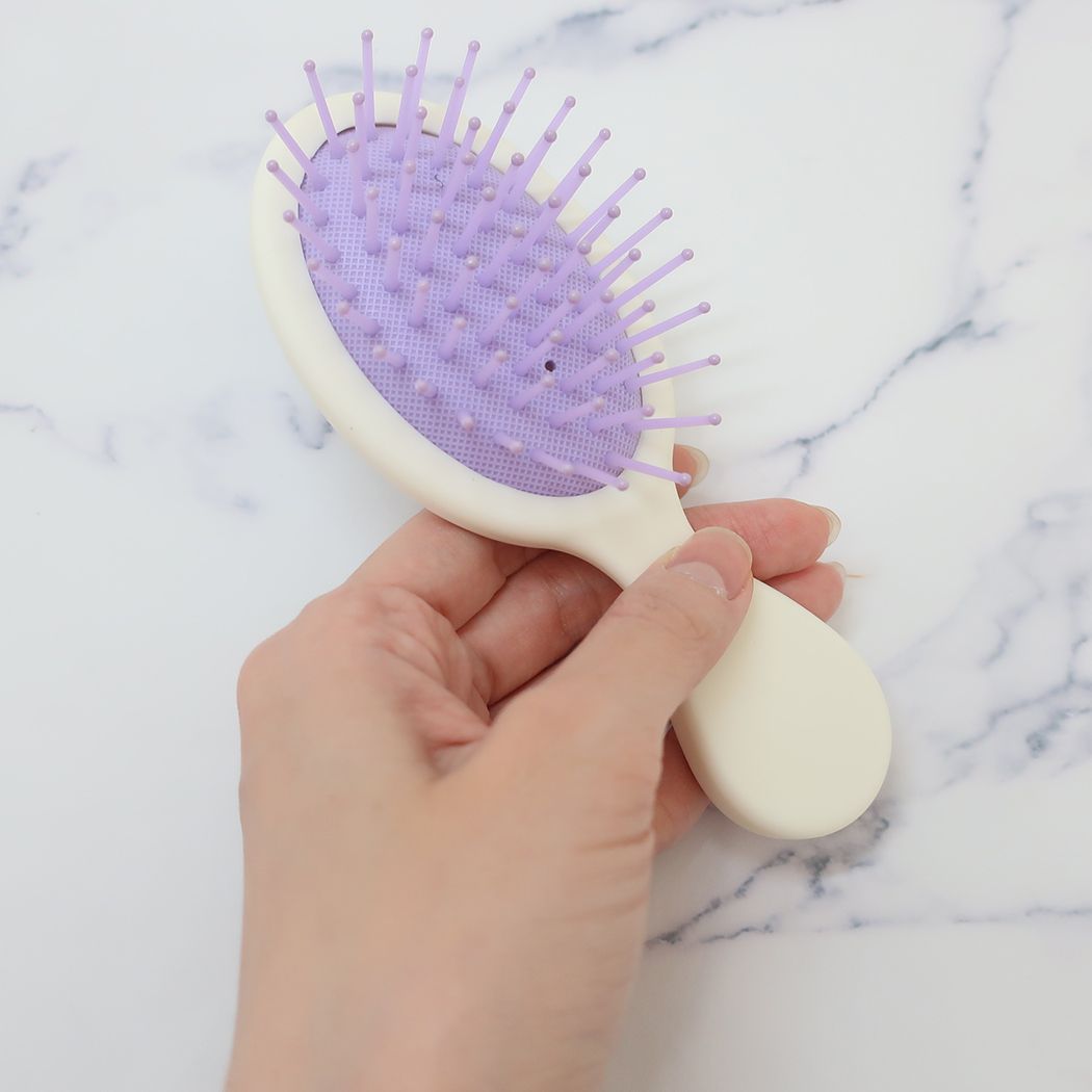 シネマコレクション cinemacollection ヘアブラシ マットヘアブラシ KUMA DAYS カミオジャパン かわいい くし グッズ 【返品不可商品】 (メーカー指定色) メーカー指定色