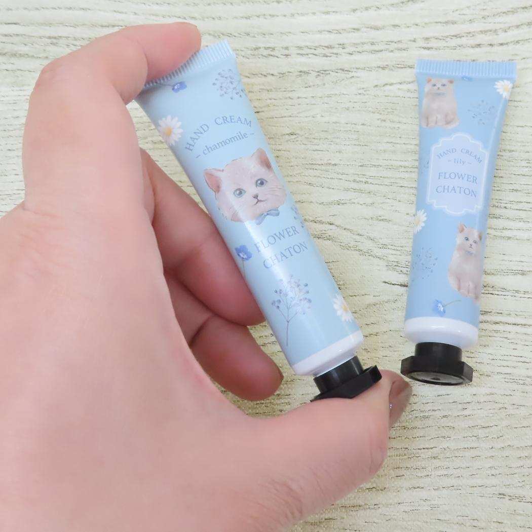 シネマコレクション cinemacollection フラワーシャトン ハンドケアギフトセット ハンドクリームセット ブリティッシュ ねこ クーリア プレゼント ギフト コスメ雑貨 かわいい グッズ 【返品不可商品】 (メーカー指定色) メーカー指定色