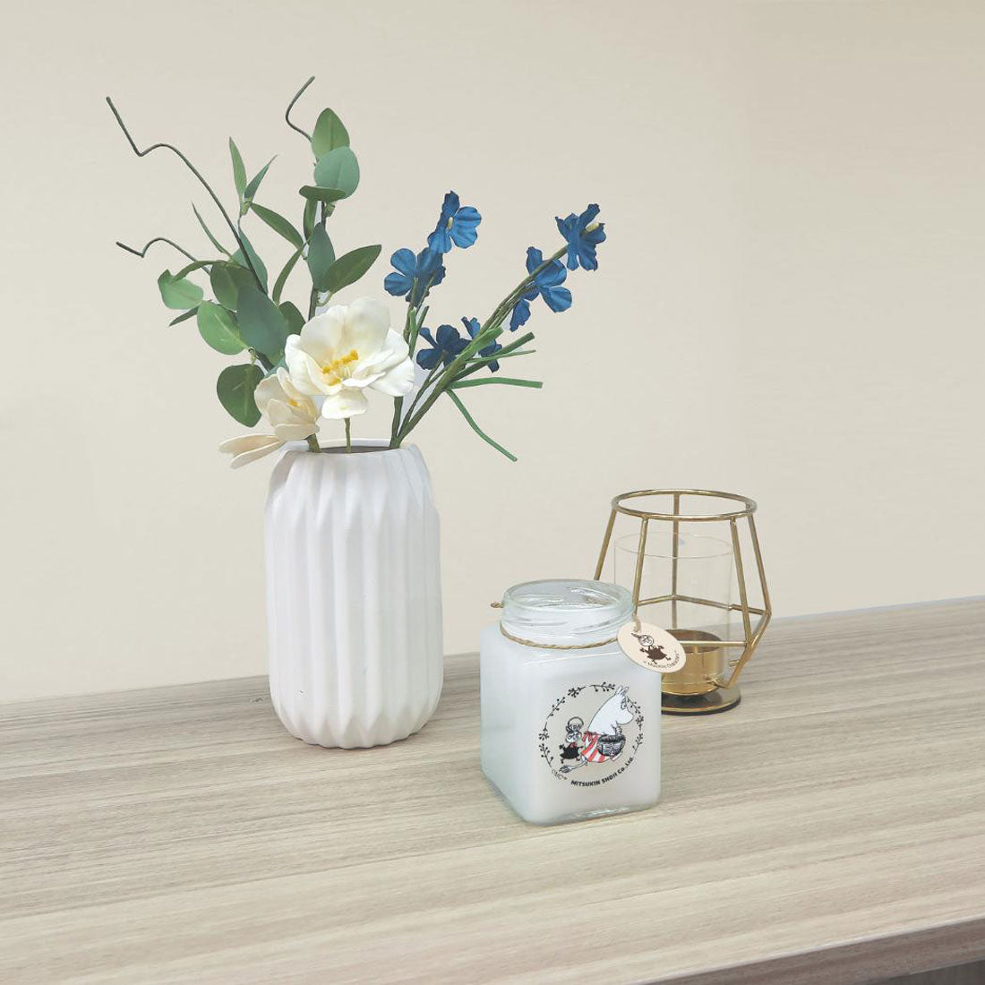 シネマコレクション cinemacollection ムーミン 芳香剤 フレグランスジェル リトルミイ ホワイトムスクの香り 北欧 三金商事 MEIHO 車内 ルームフレグランス キャラクター グッズ 他