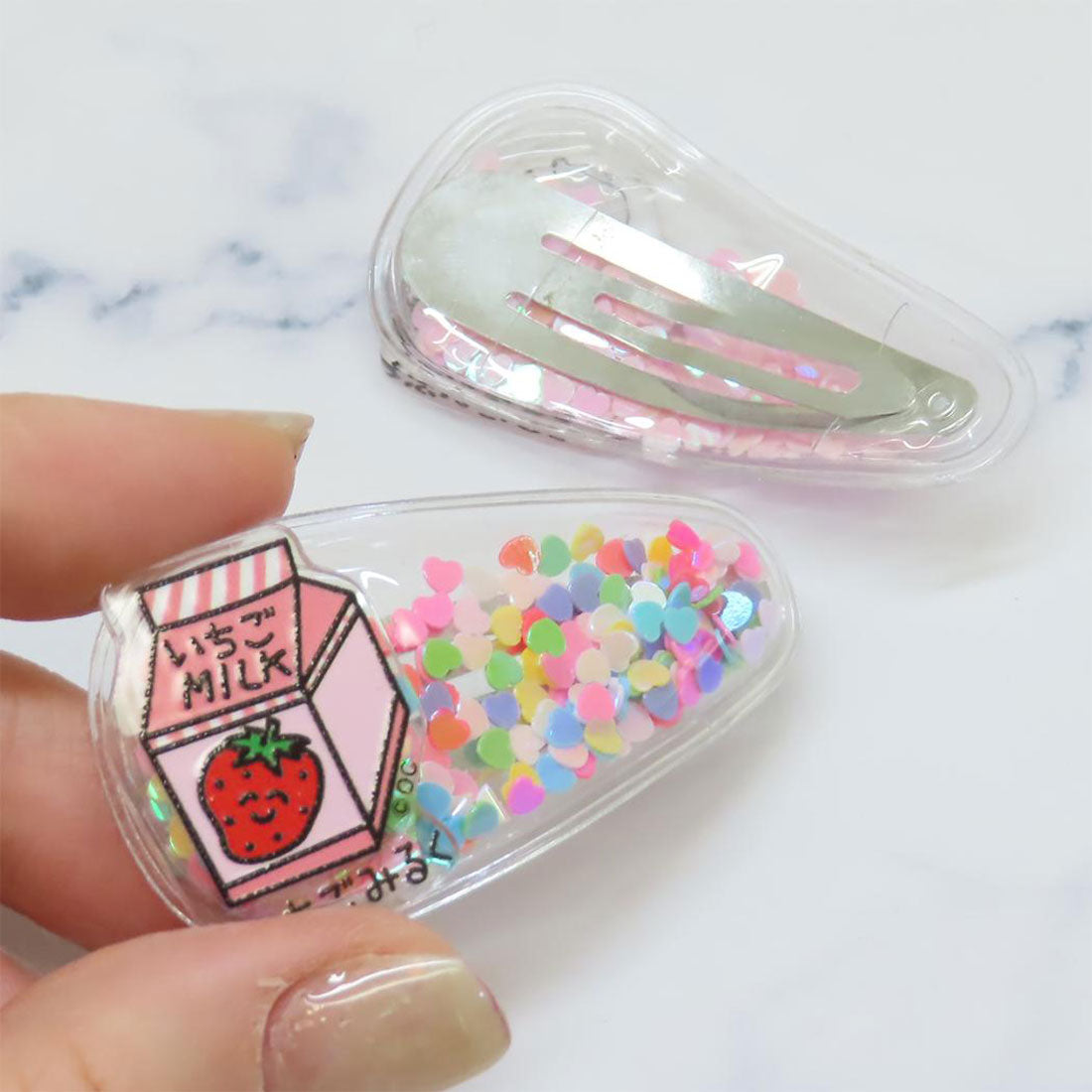 シネマコレクション cinemacollection おえかきさん ヘアアクセ しゃかしゃかクリップ 2個セット いちごだいふくさんといちごみるくさん オクタニ 前髪クリップ ぱっちん かわいい グッズ マルチカラー