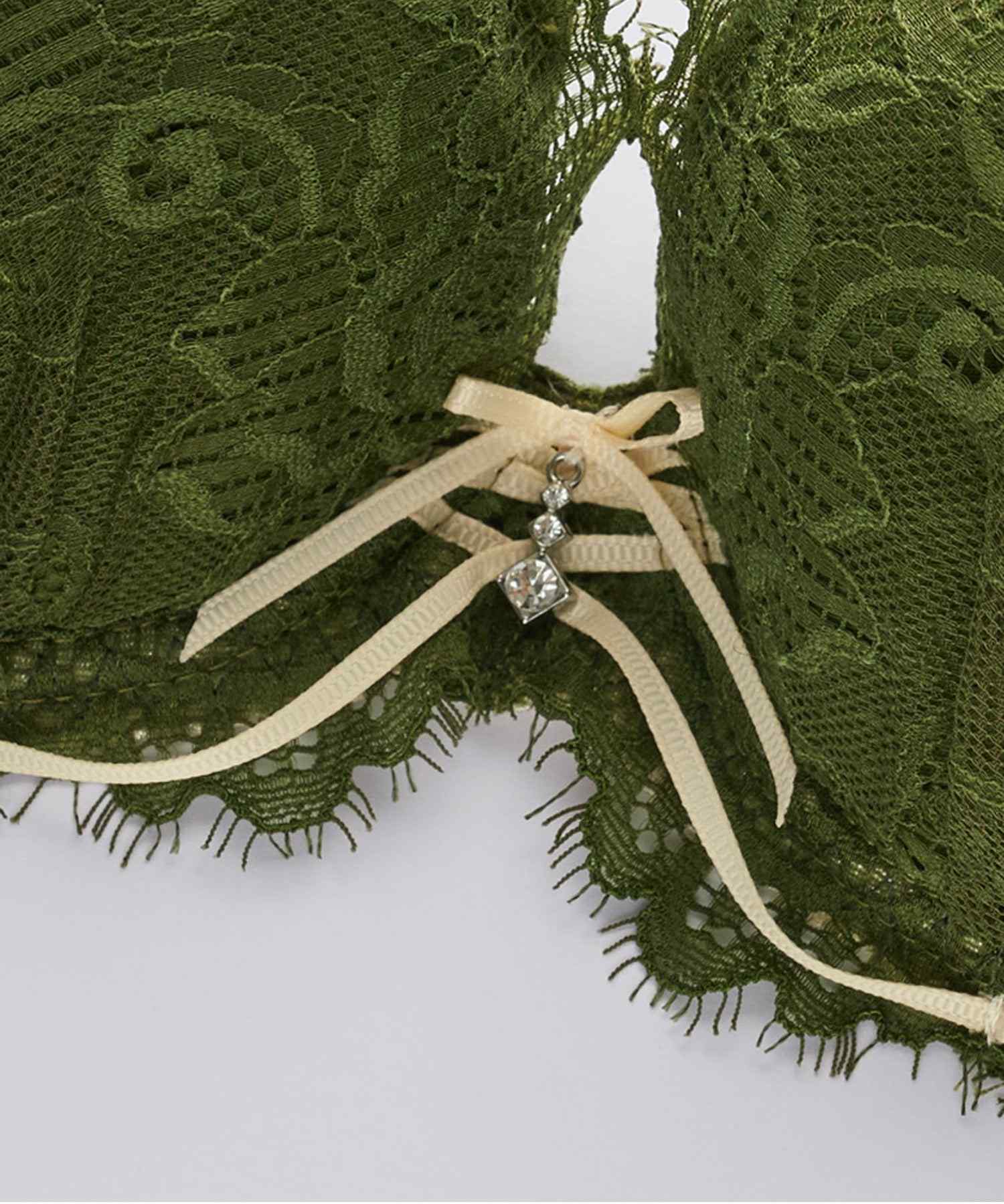 ユナウ YU'NOW モテ谷間のもっちりコンフォートブラ&ショーツ【返品不可商品】 (チェリーレッド) チェリーレッド