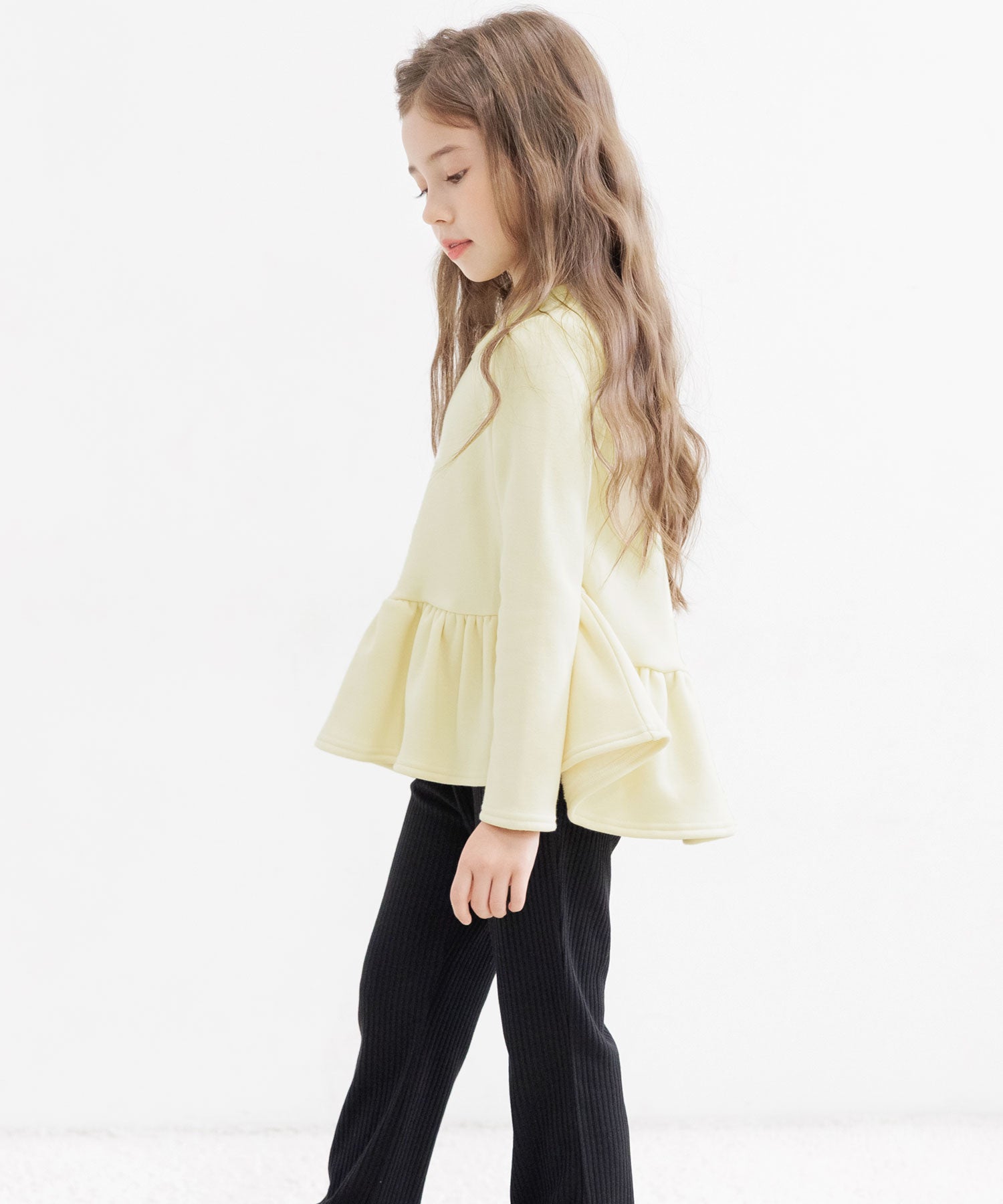 コドモフク ビー 子供服Bee 裏起毛ペプラムトップス