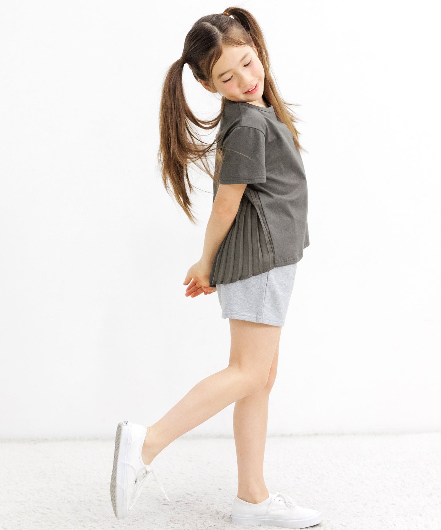 Kodomo Fuku Bee Children's Clothing Bee Back Pleats Top