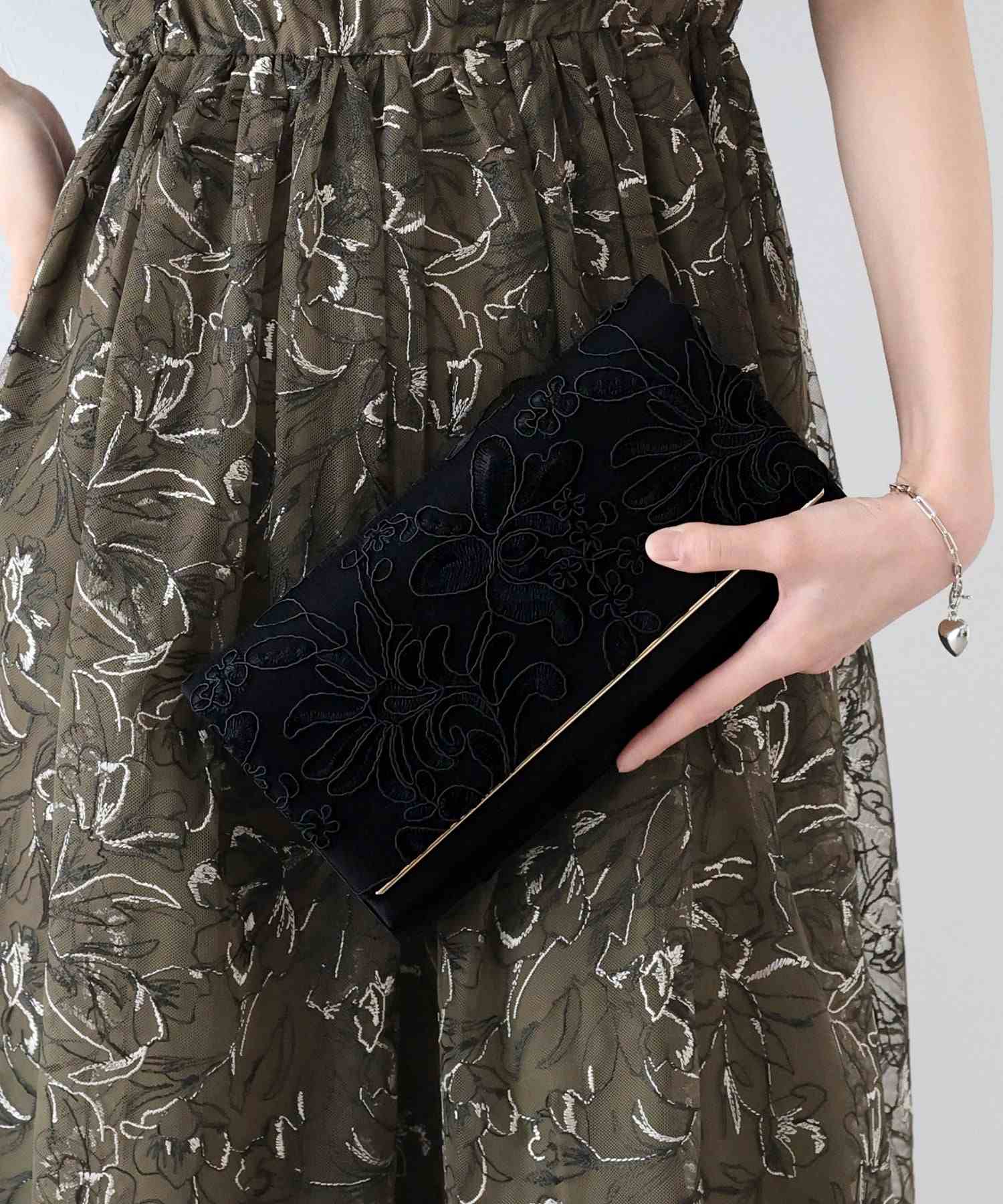 BLUEEAST Embroidered Lace Clutch Bag