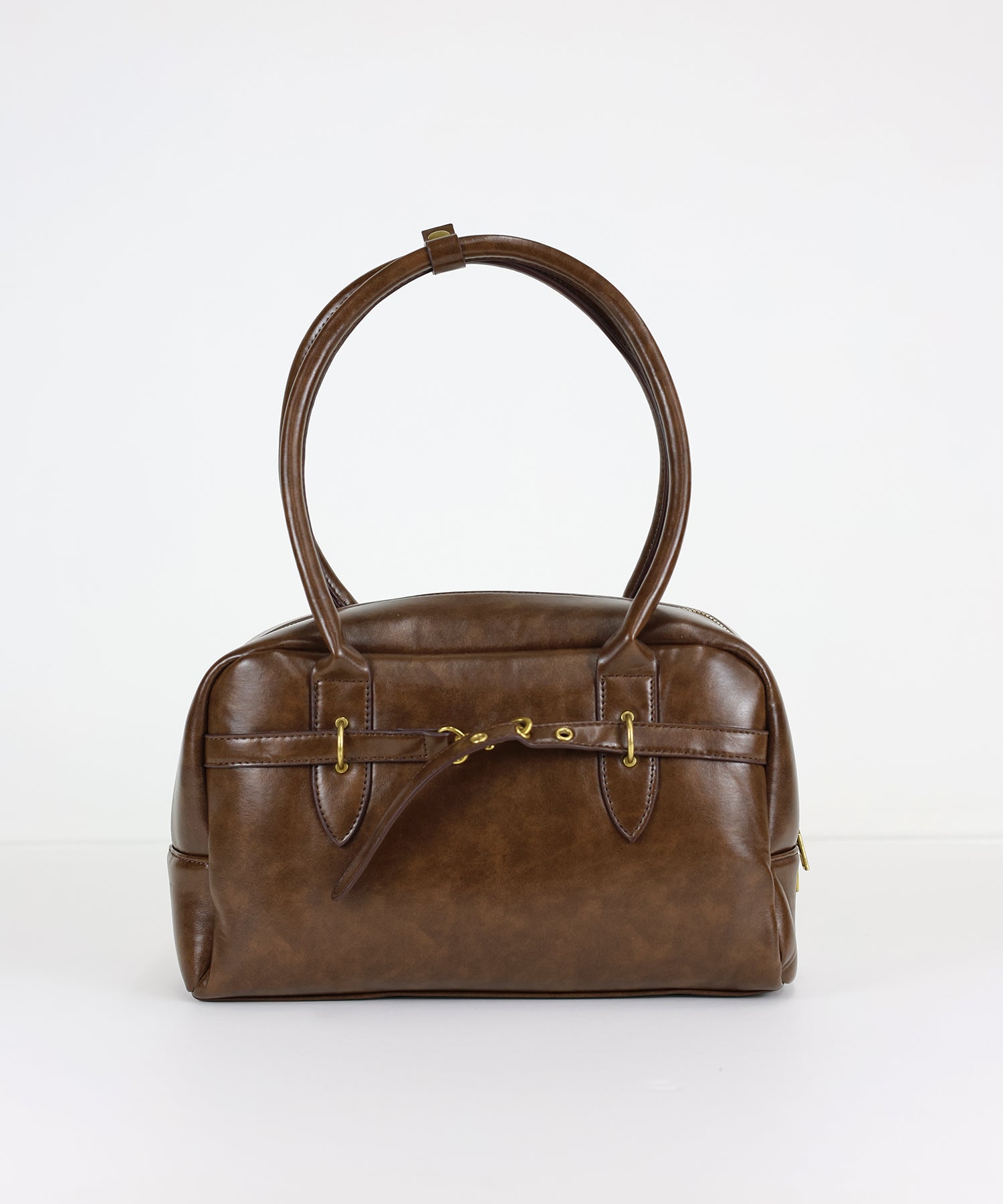 ブルーイースト BLUEEAST ベルトデザインボストンバッグ (ブラック) ブラック