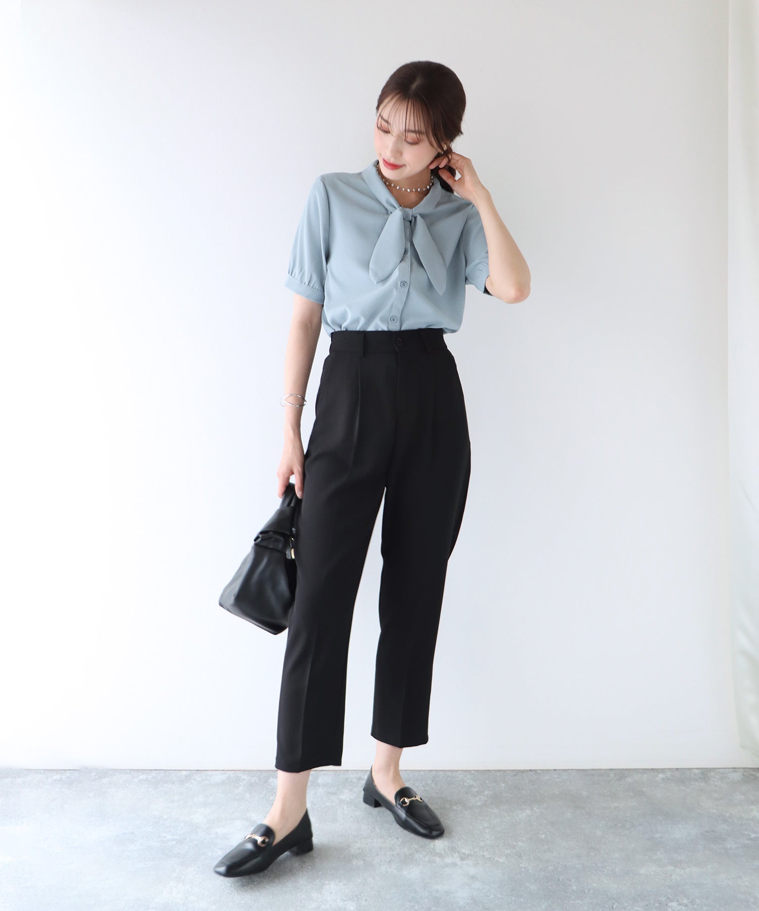 ブルーイースト BLUEEAST リボンタイブラウス