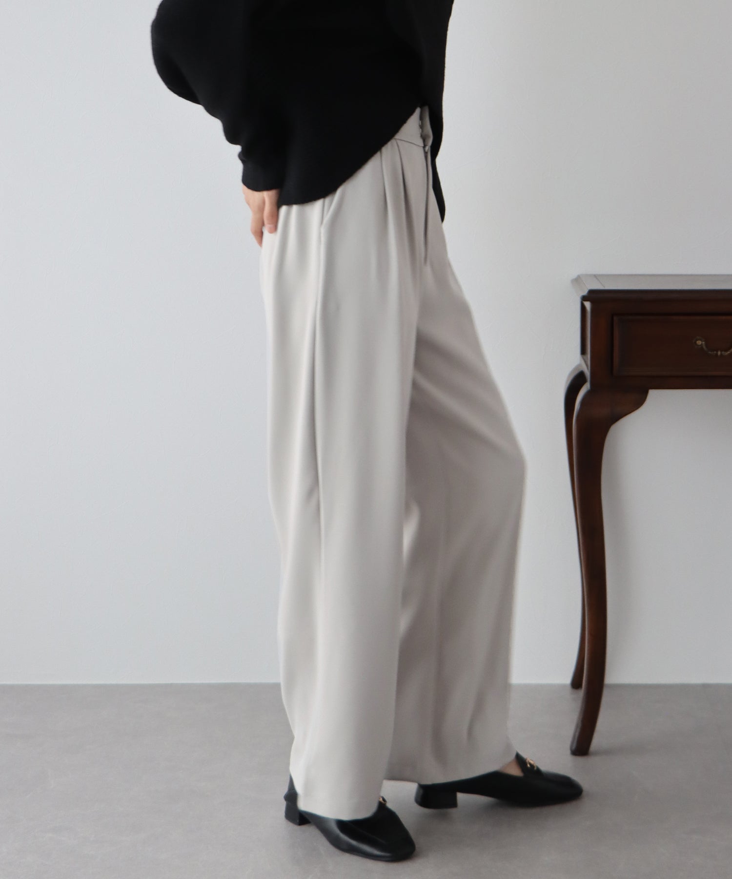 ブルーイースト BLUEEAST ハイウエストツータックスラックス