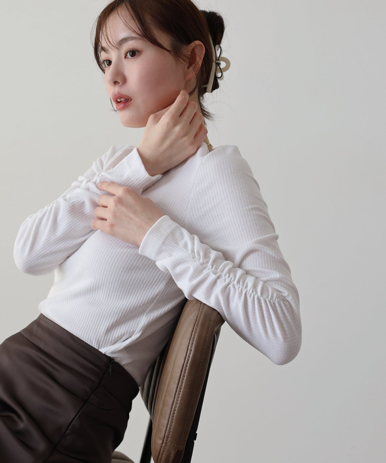 藍東 BLUEEAST 皺褶袖上衣