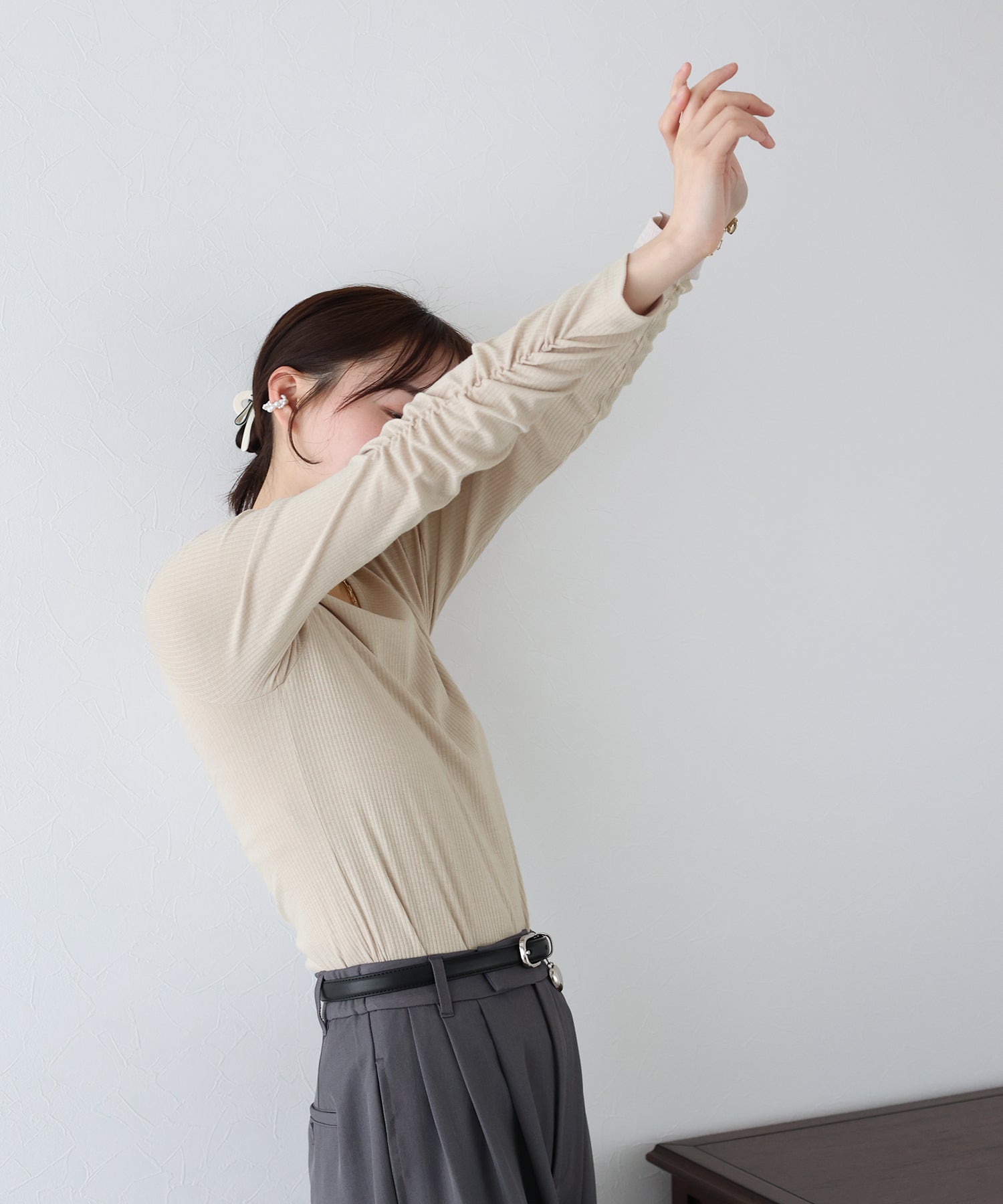 藍東 BLUEEAST 皺褶袖上衣