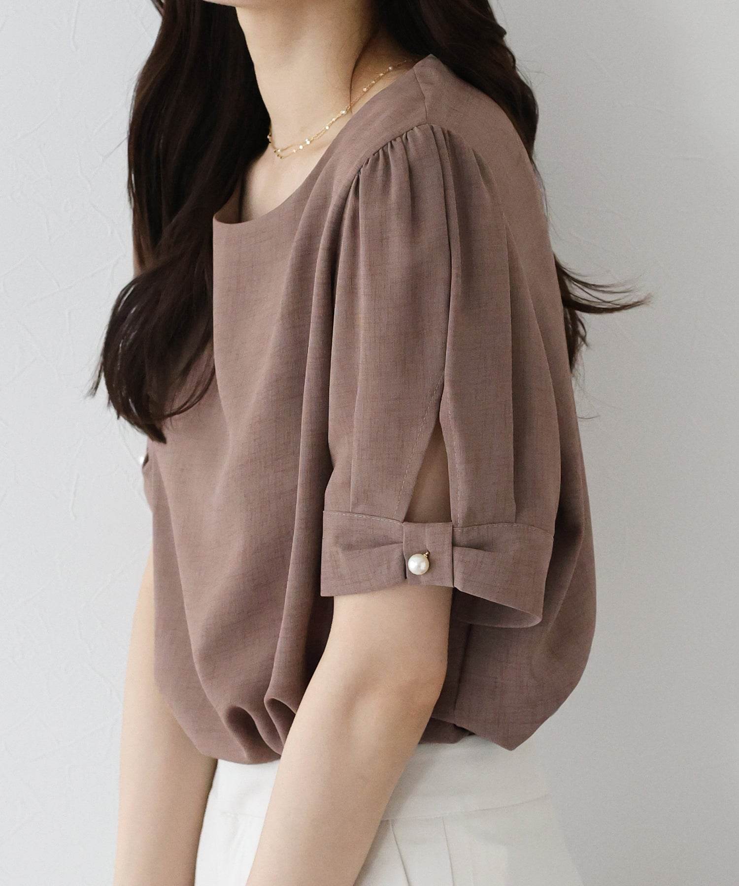 ブルーイースト BLUEEAST パールボタン麻調ブラウス (ブラック) ブラック