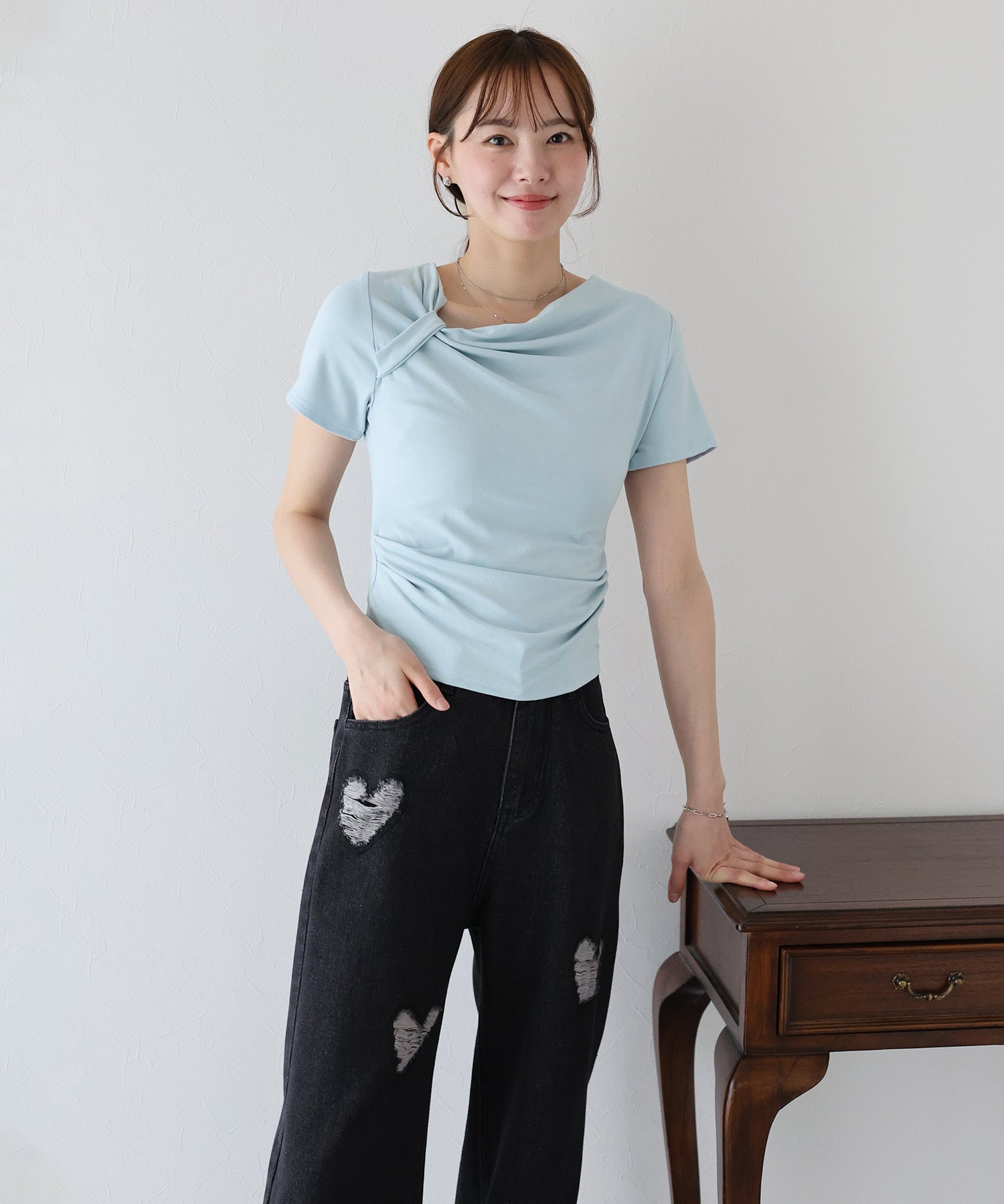 ブルーイースト BLUEEAST 半袖アシメドレープTシャツ (ブルー) ブルー