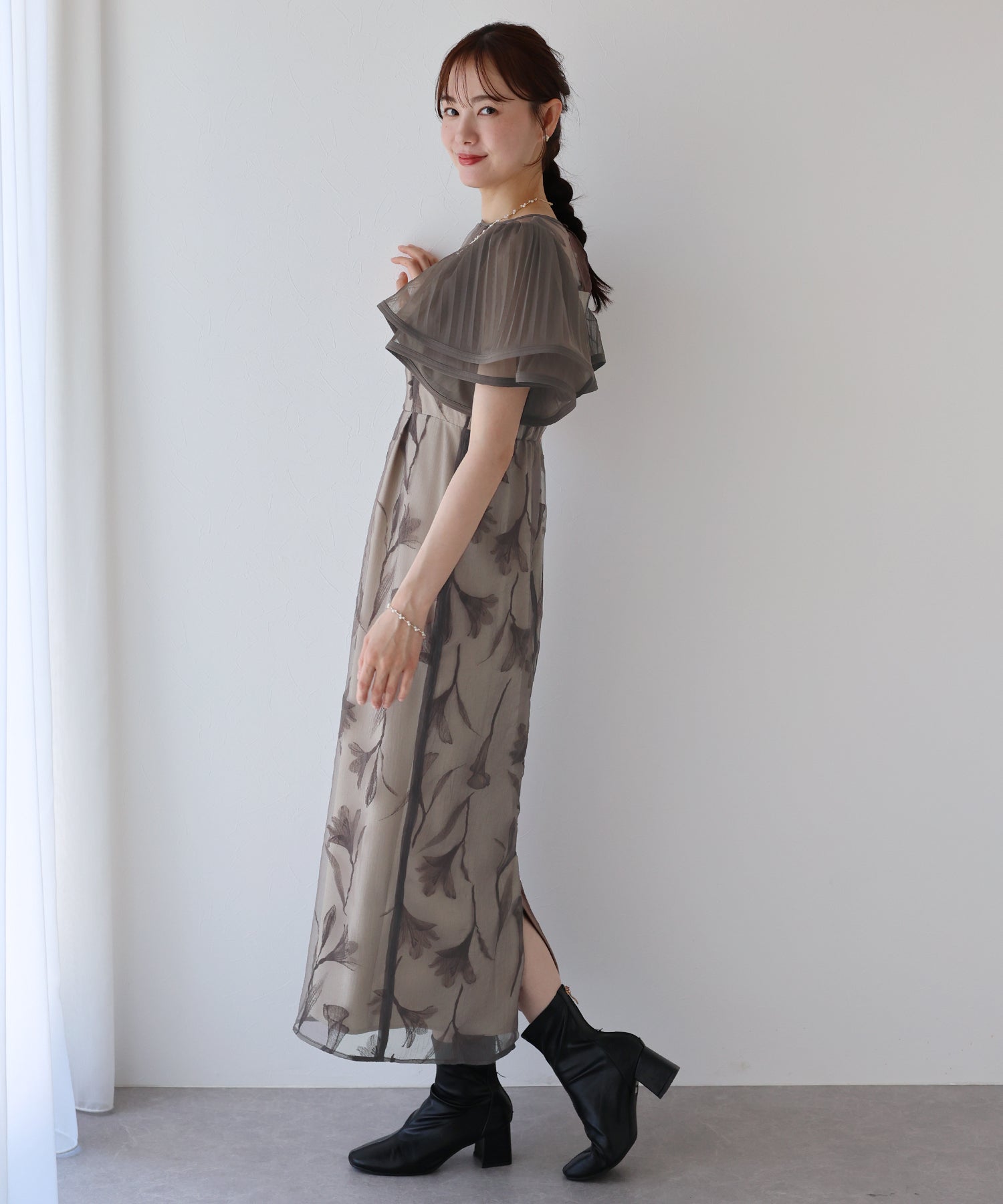 ブルーイースト BLUEEAST 袖フリルフロッキードレス (ブラウン) ブラウン