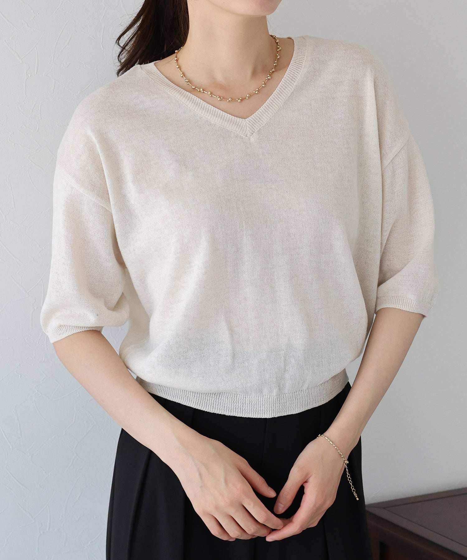 ブルーイースト BLUEEAST Vネックドルマンニット (ブラック) ブラック