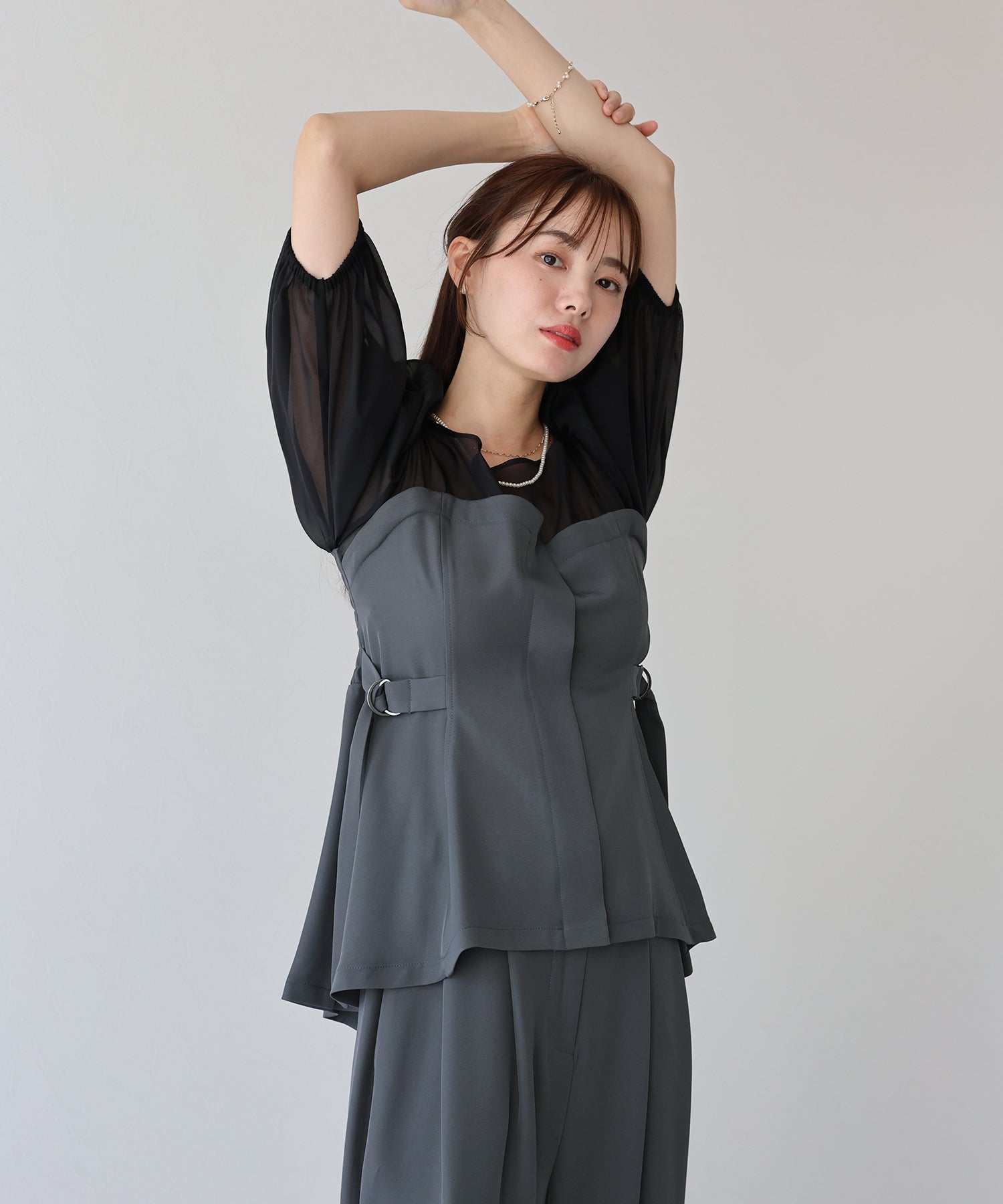 ブルーイースト BLUEEAST サイドベルトパンツドレス (チャコールグレー) チャコールグレー