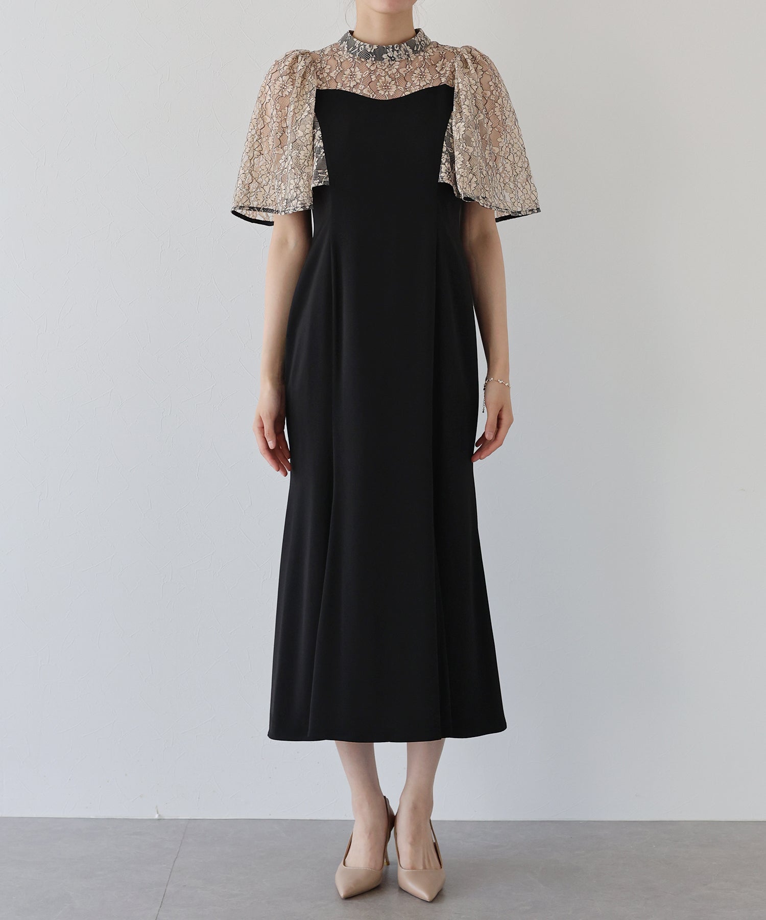 ブルーイースト BLUEEAST ボリュームフレアスリーブマーメイドドレス (ブラウン) ブラウン