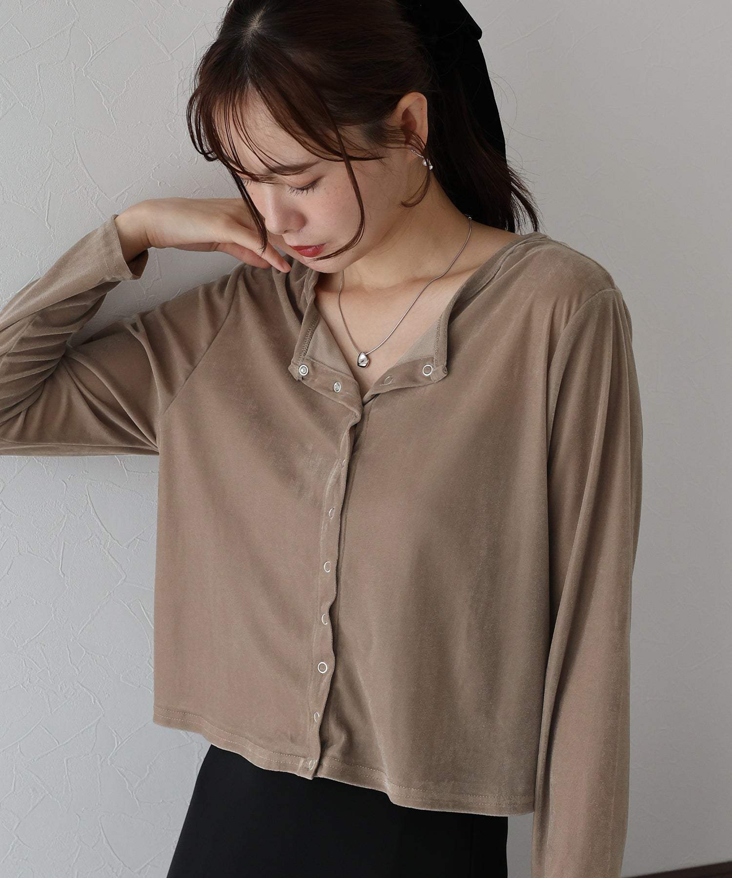 ブルーイースト BLUEEAST シアーベロアカーディガン (ベージュ) ベージュ