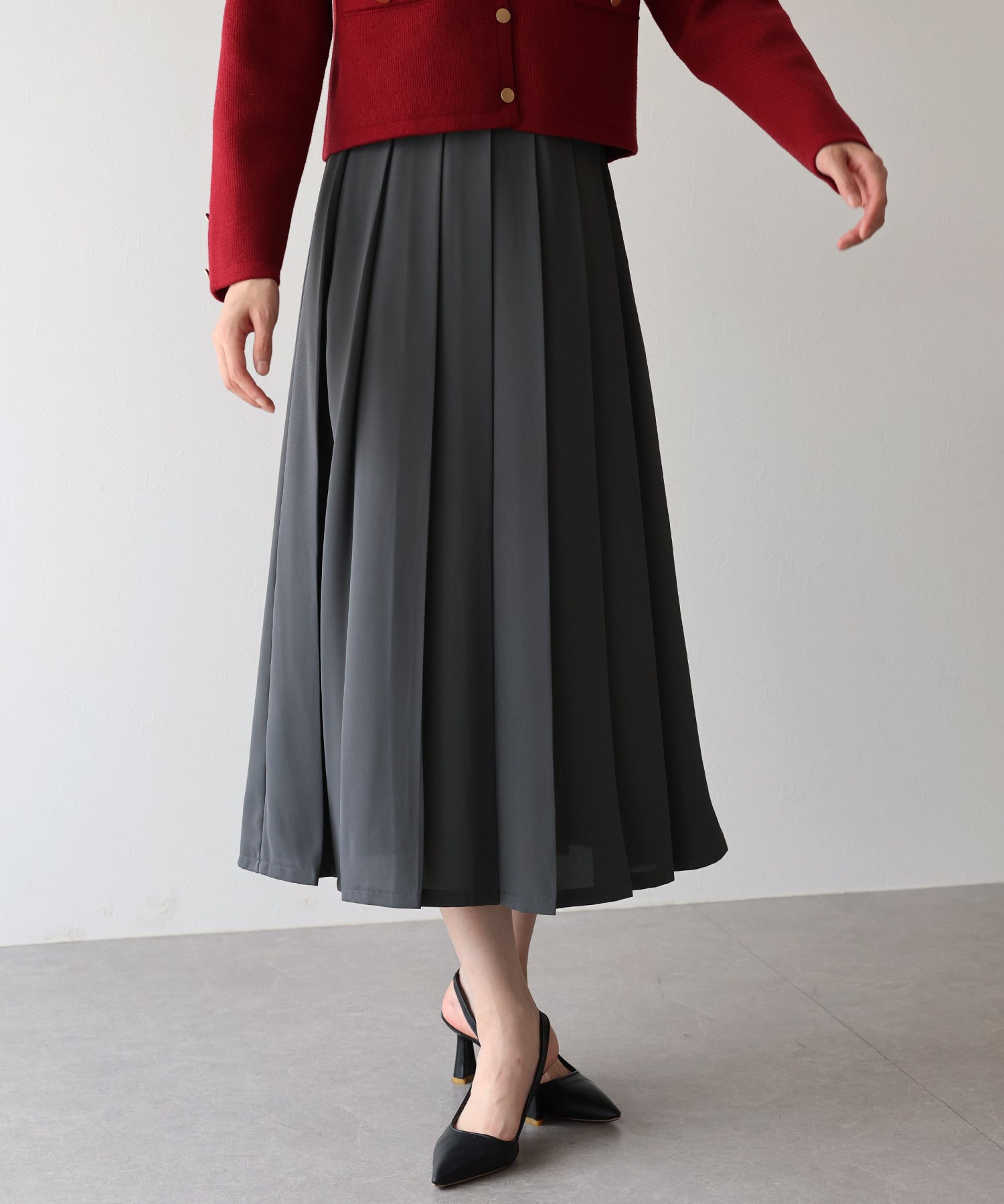 ブルーイースト BLUEEAST ロングプリーツスカート (ブラック系) ブラック系