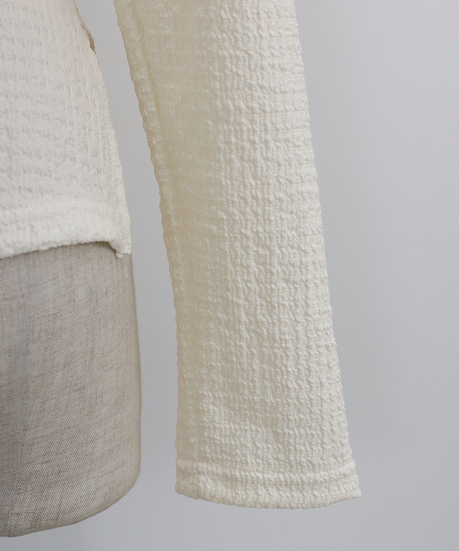 ブルーイースト BLUEEAST サイドタックジャガードカットソー (アイボリー) アイボリー