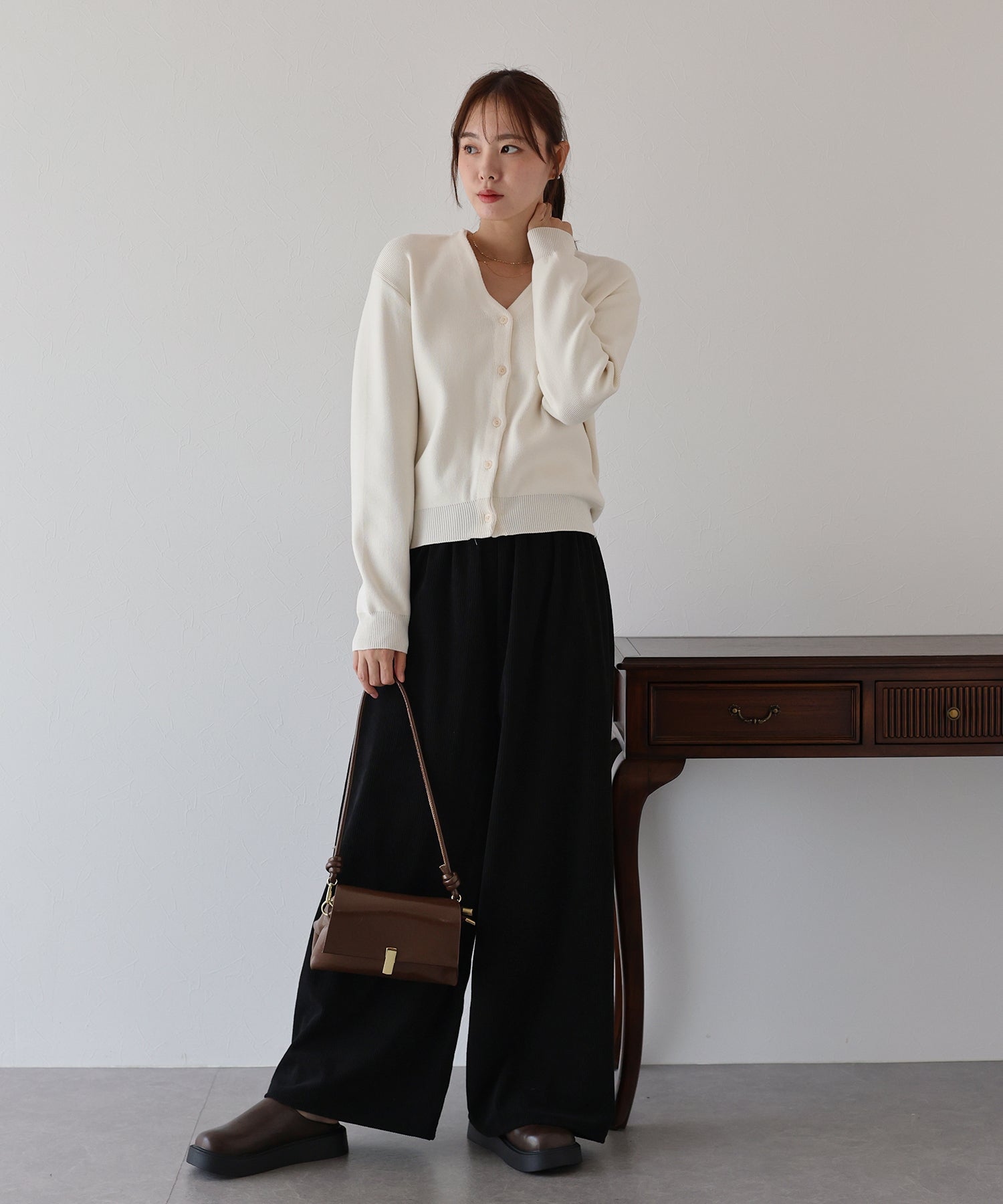 ブルーイースト BLUEEAST コーデュロイイージーパンツ (ブラック) ブラック