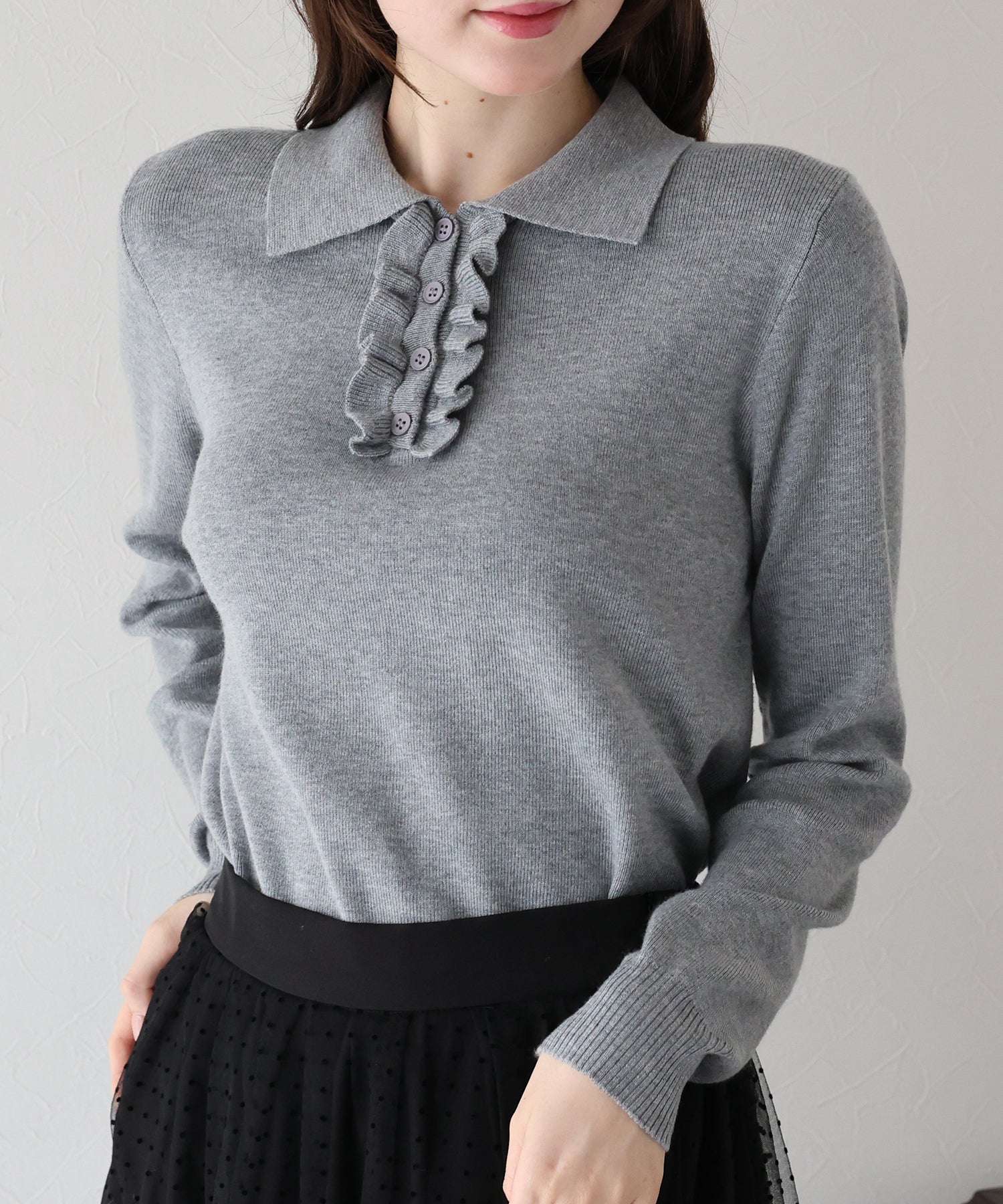 ブルーイースト BLUEEAST ウール混フロントフリルポロニット (アイボリー) アイボリー