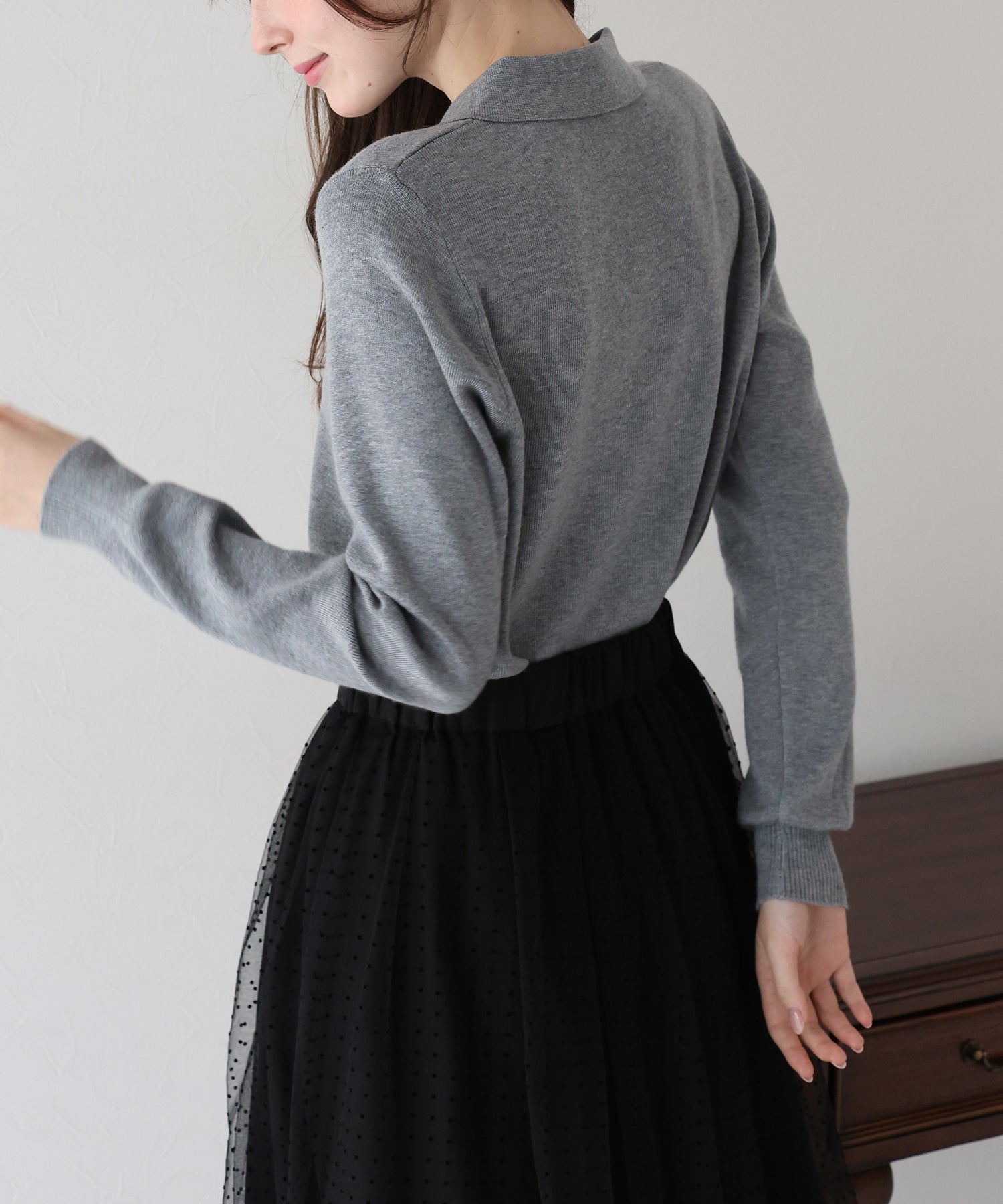 ブルーイースト BLUEEAST ウール混フロントフリルポロニット (アイボリー) アイボリー