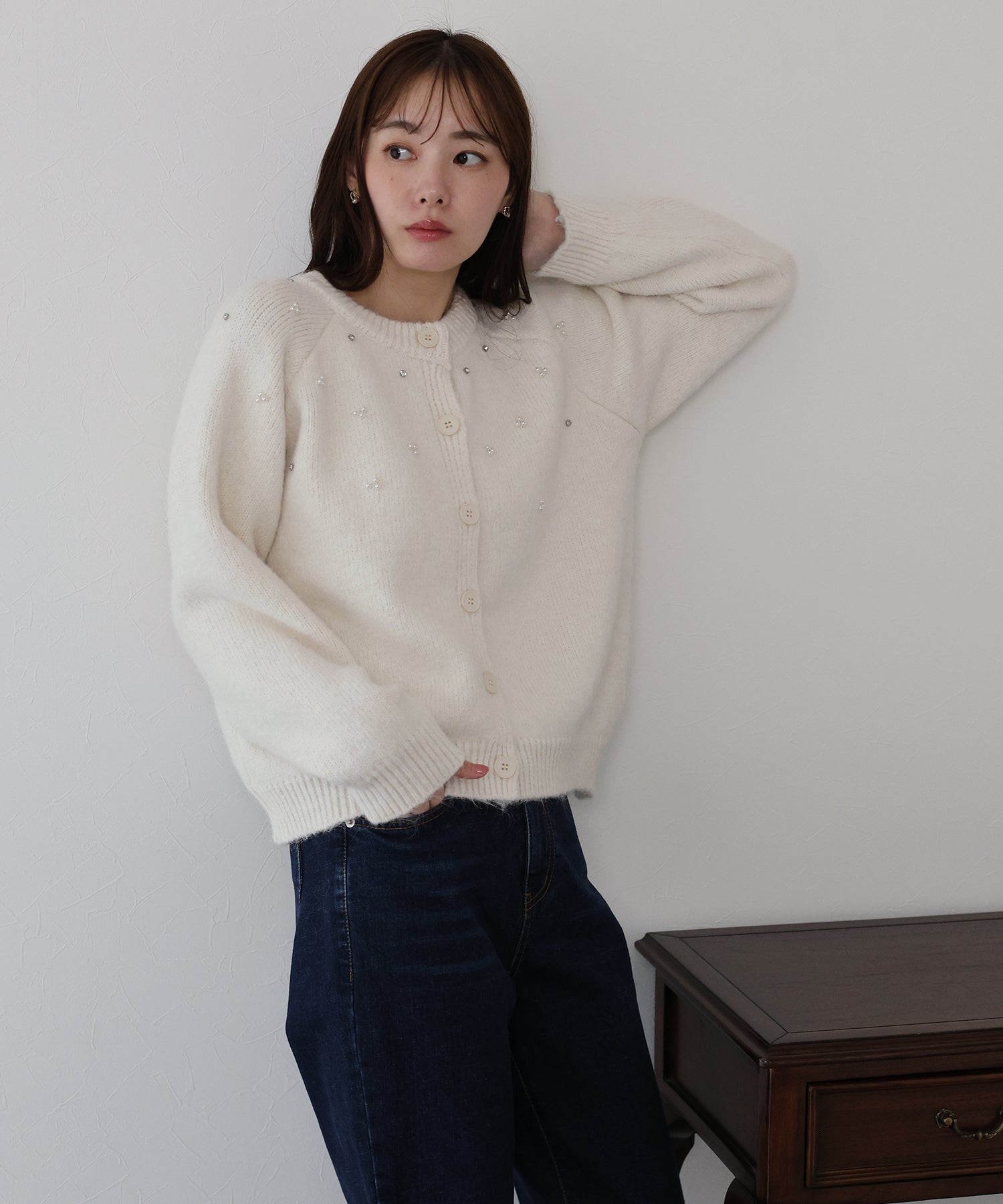 ブルーイースト BLUEEAST パールビジューニットカーディガン (ブラック) ブラック