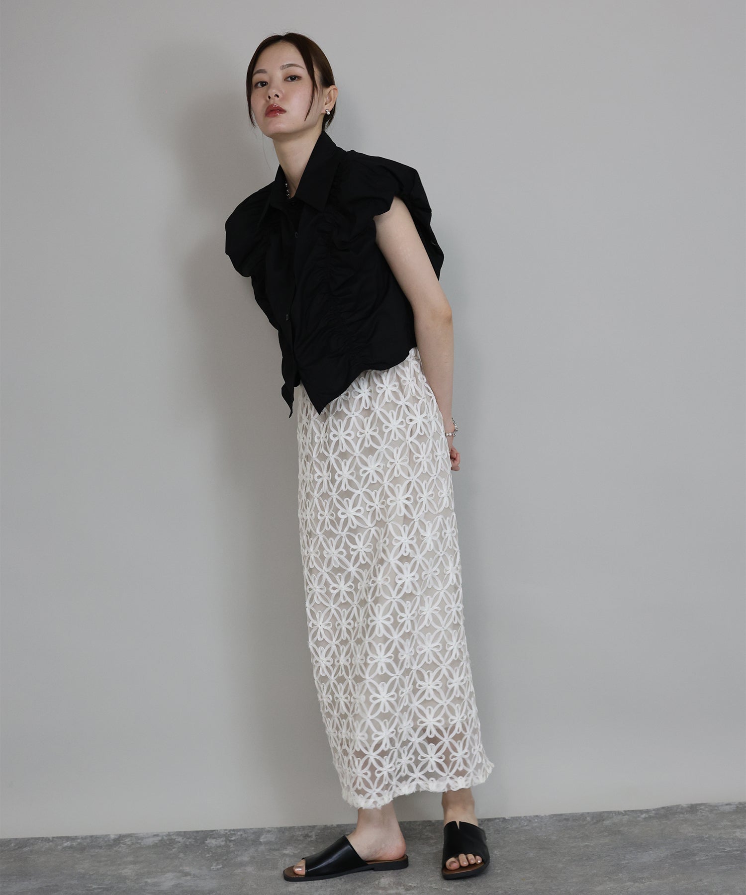 ジェーバイブルー J by blue チュールフラワータイトスカート (アイボリー) アイボリー