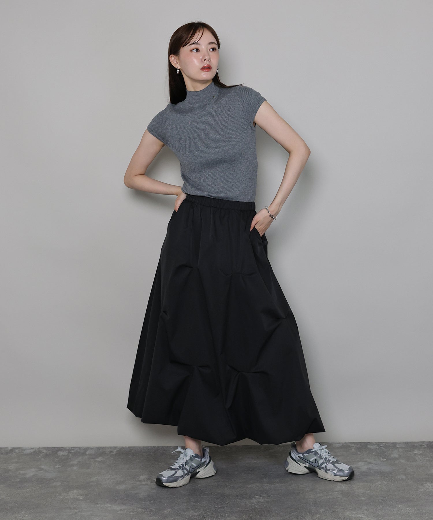 ジェーバイブルー J by blue ランダムタックバルーンスカート (ブラック) ブラック